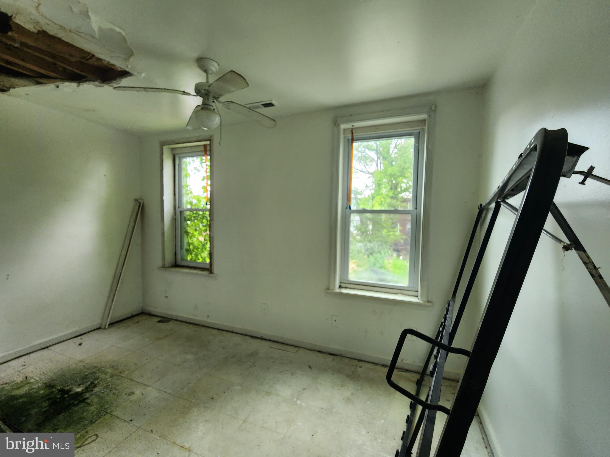 PARKLANE - Residential