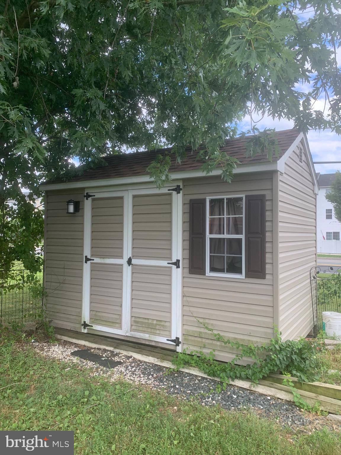 TRIMBLE FIELDS - Residential