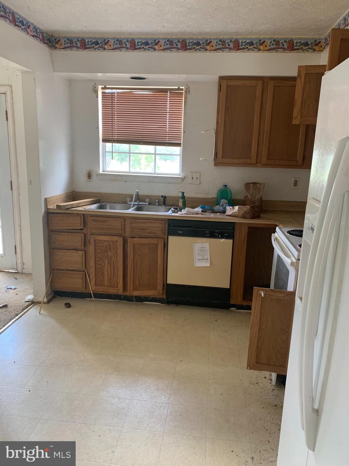 TRIMBLE FIELDS - Residential