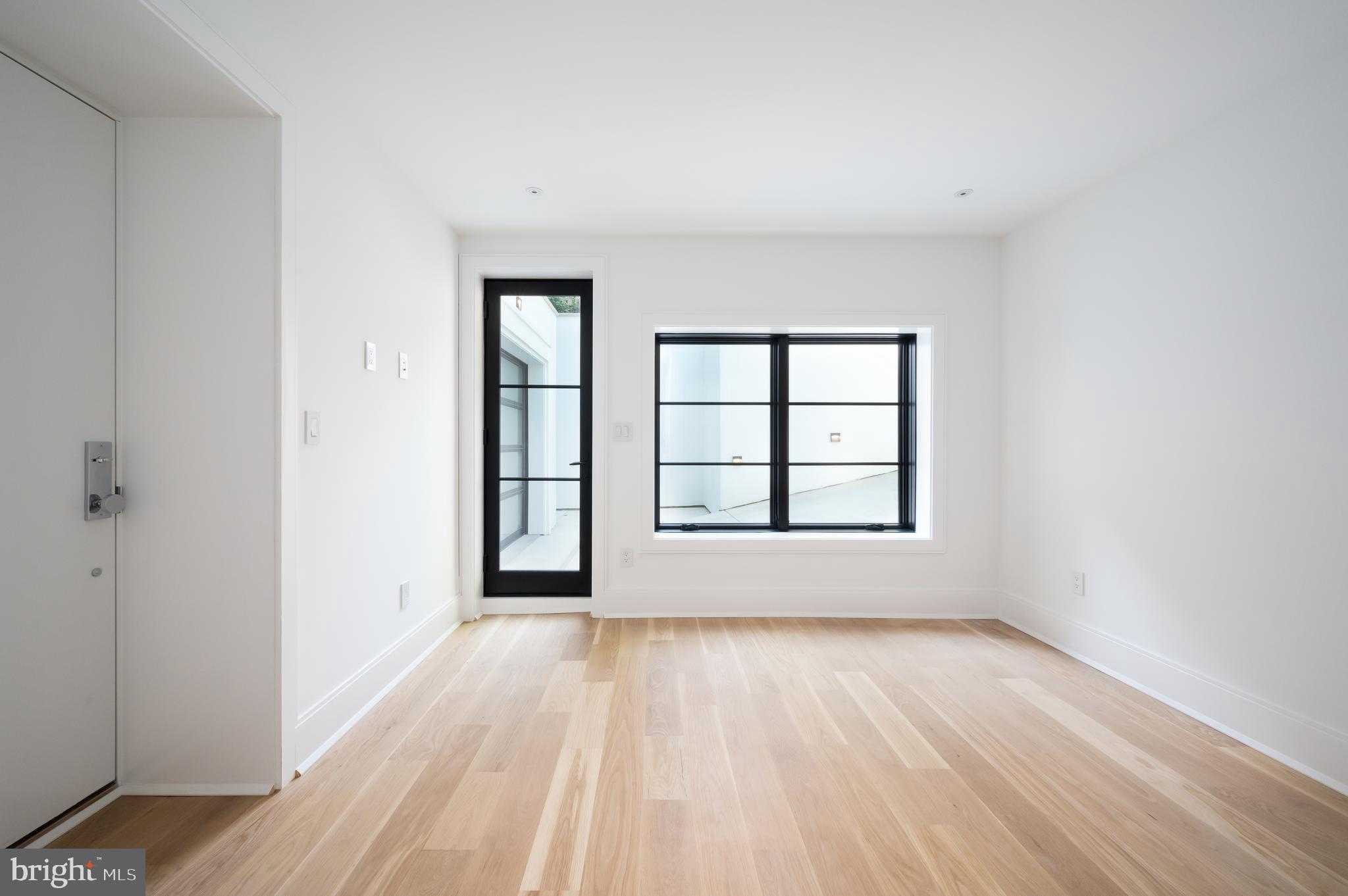 CLEVELAND PARK - Residential