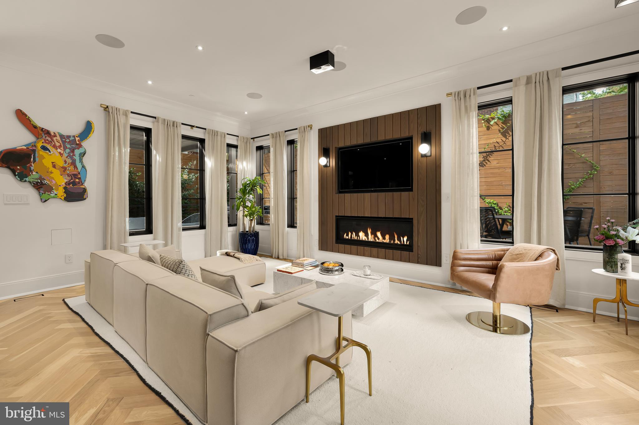 CLEVELAND PARK - Residential