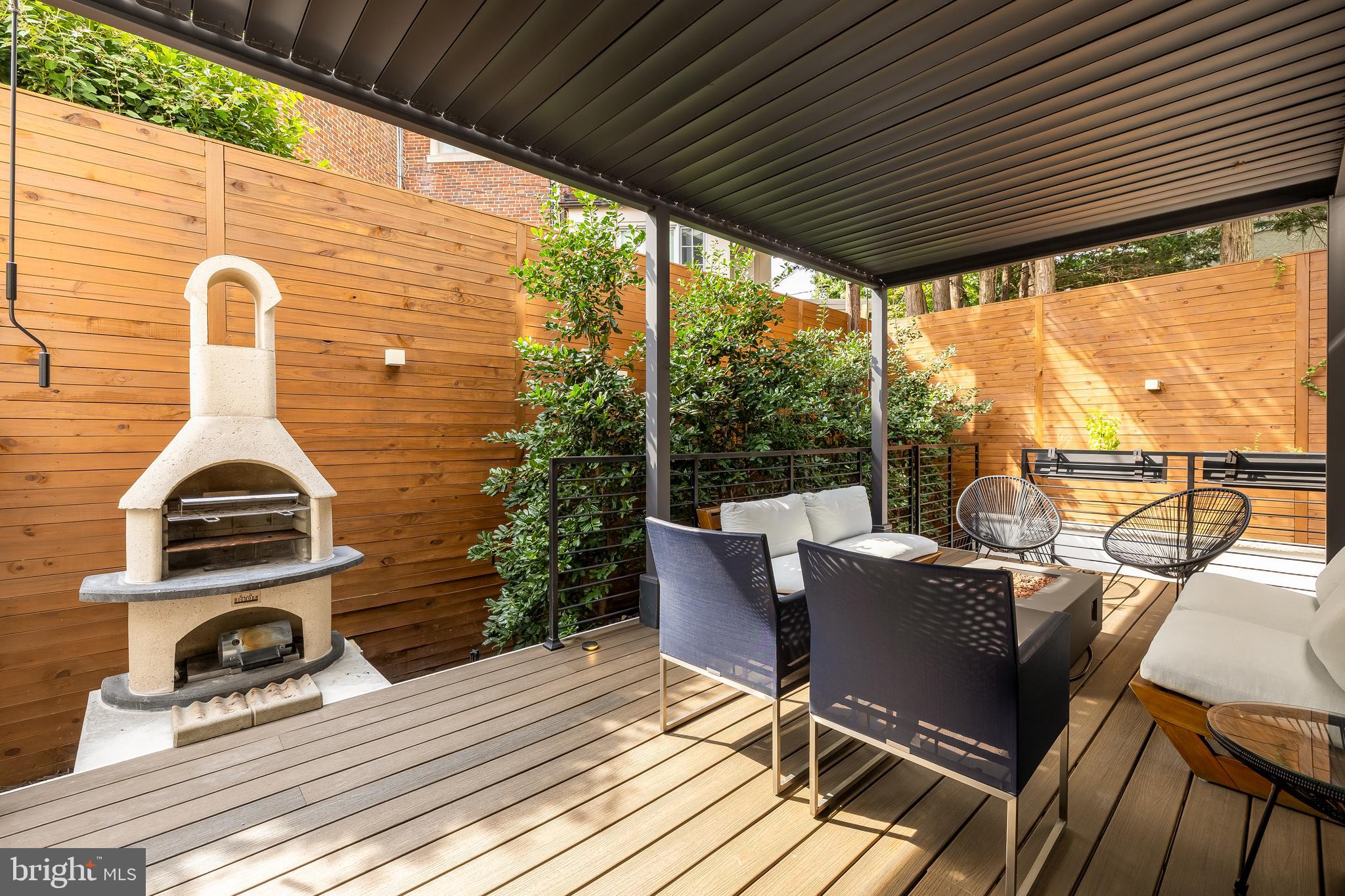 CLEVELAND PARK - Residential