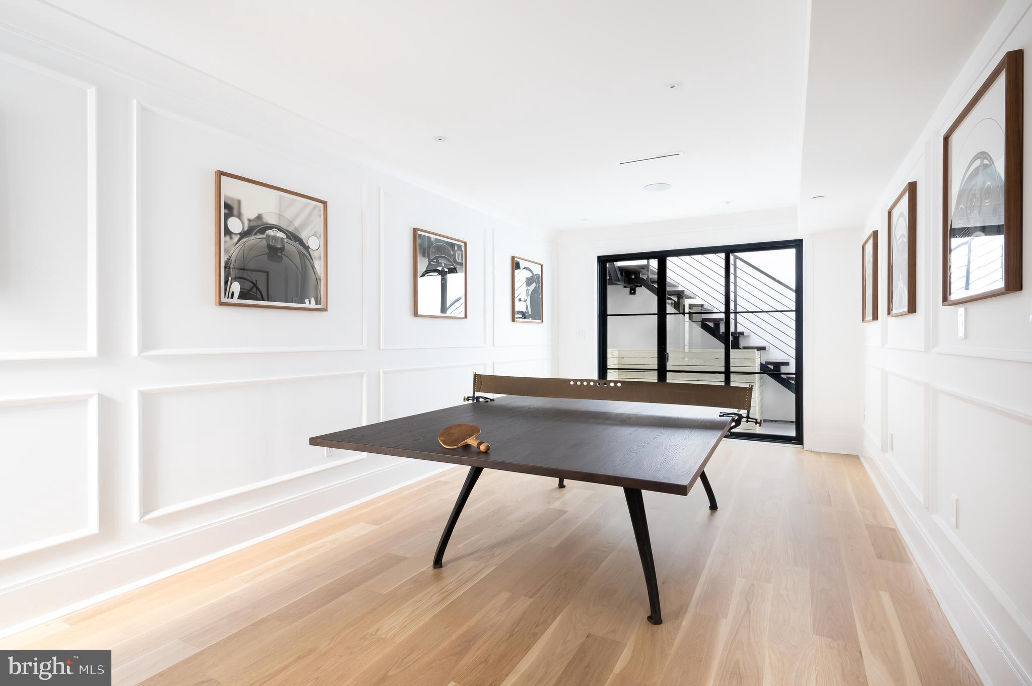 CLEVELAND PARK - Residential
