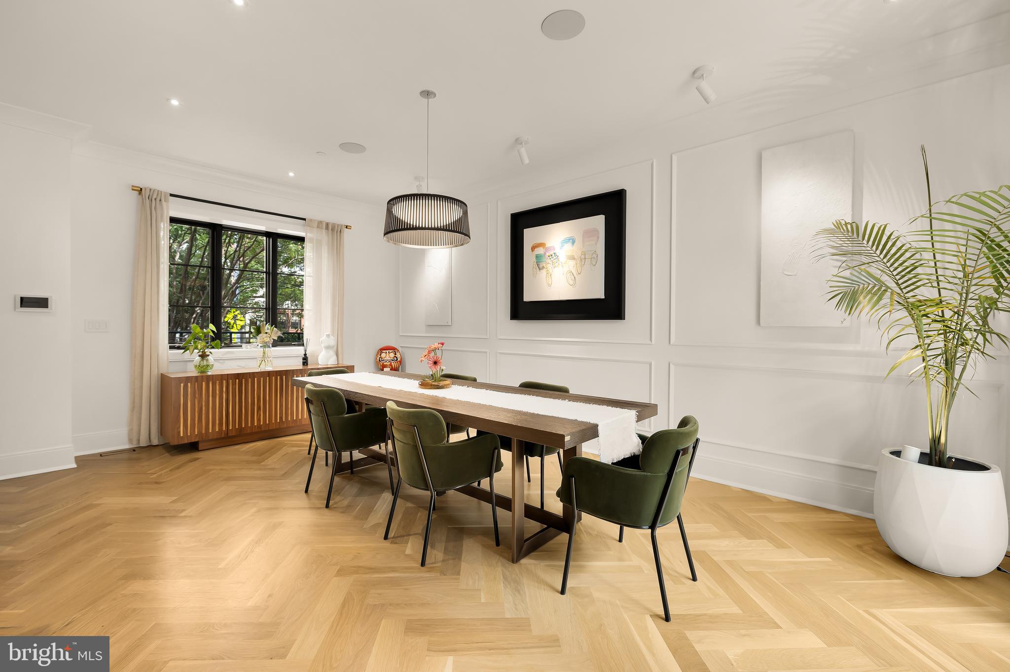 CLEVELAND PARK - Residential