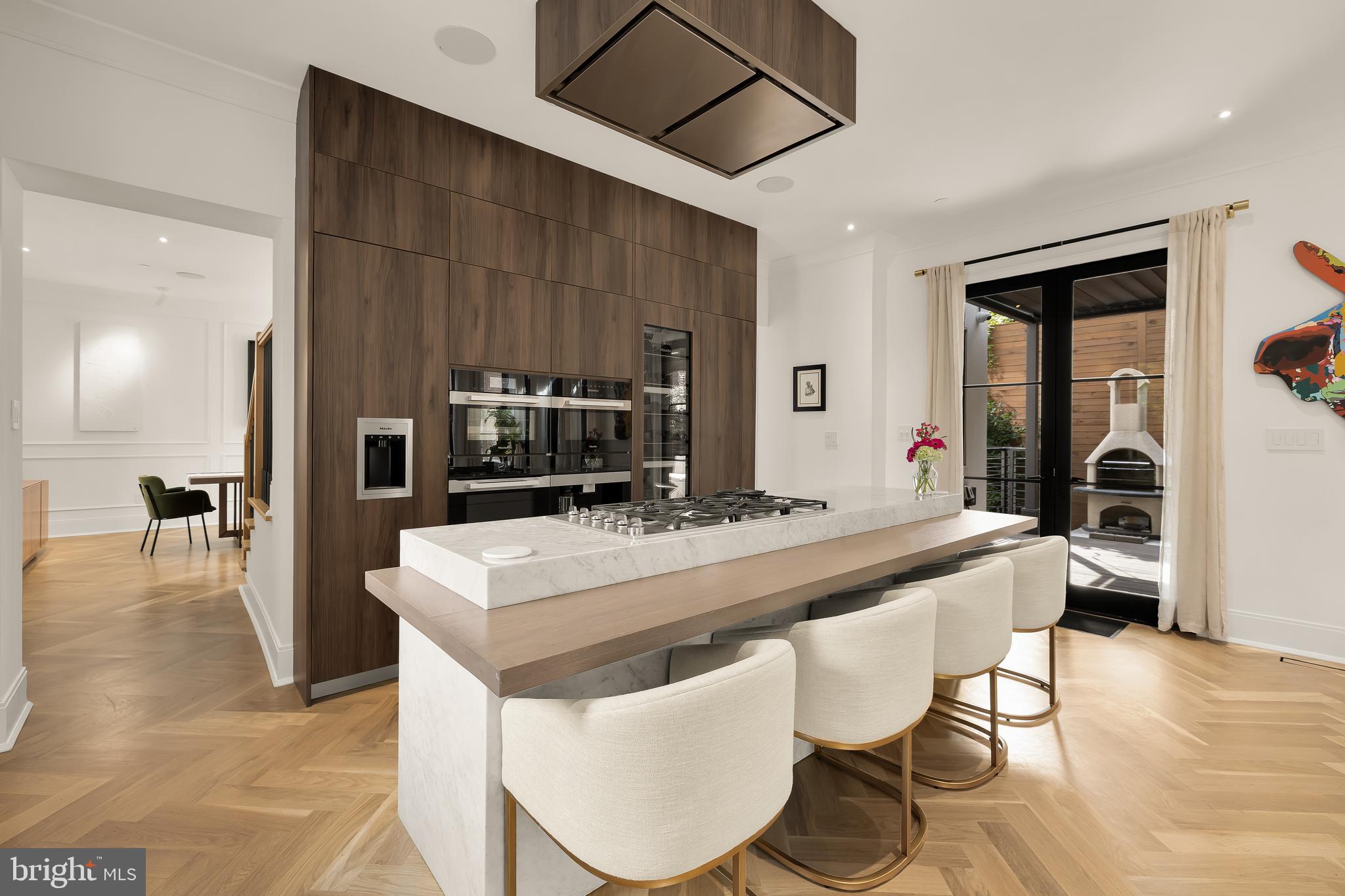 CLEVELAND PARK - Residential