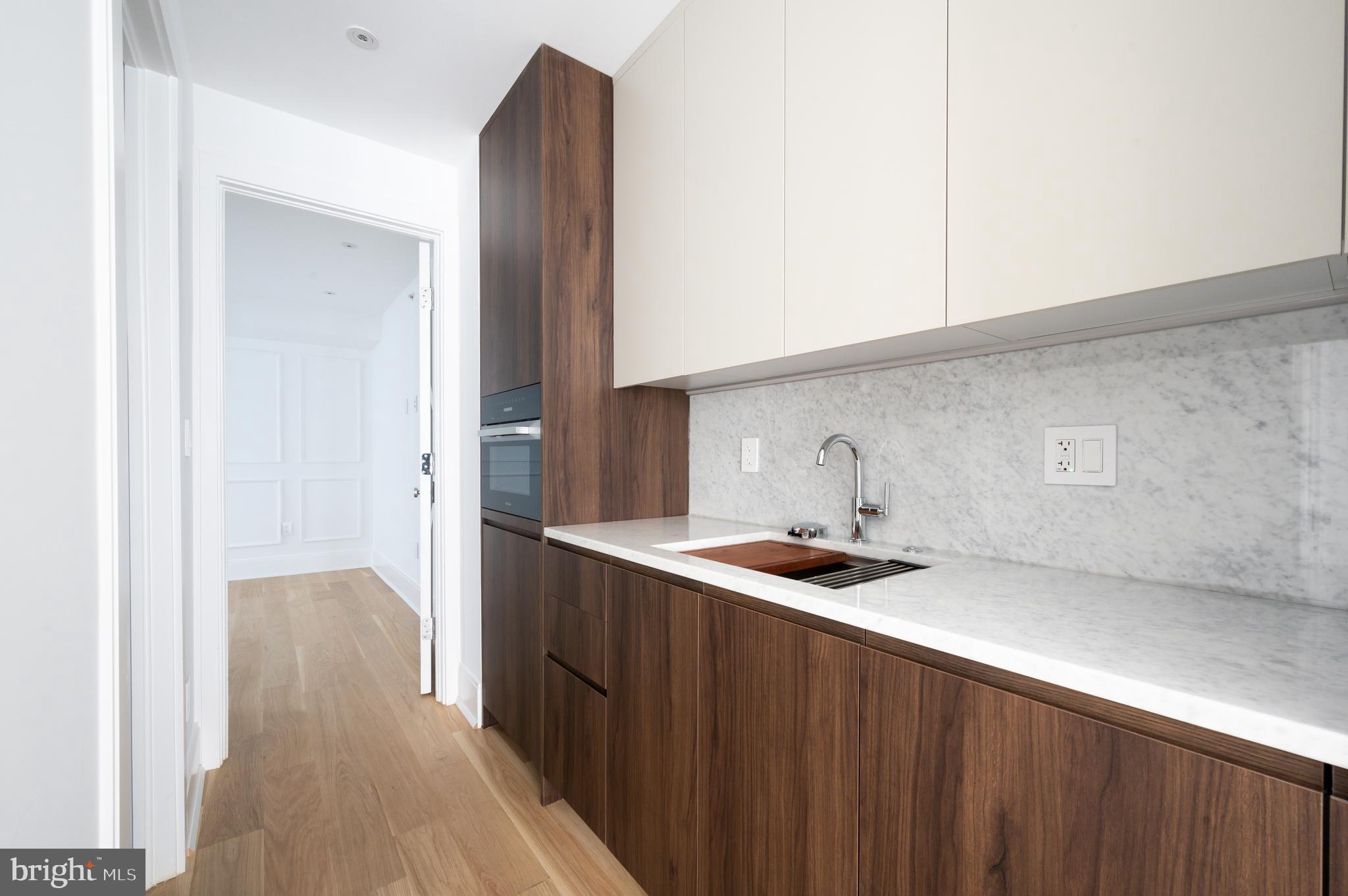 CLEVELAND PARK - Residential