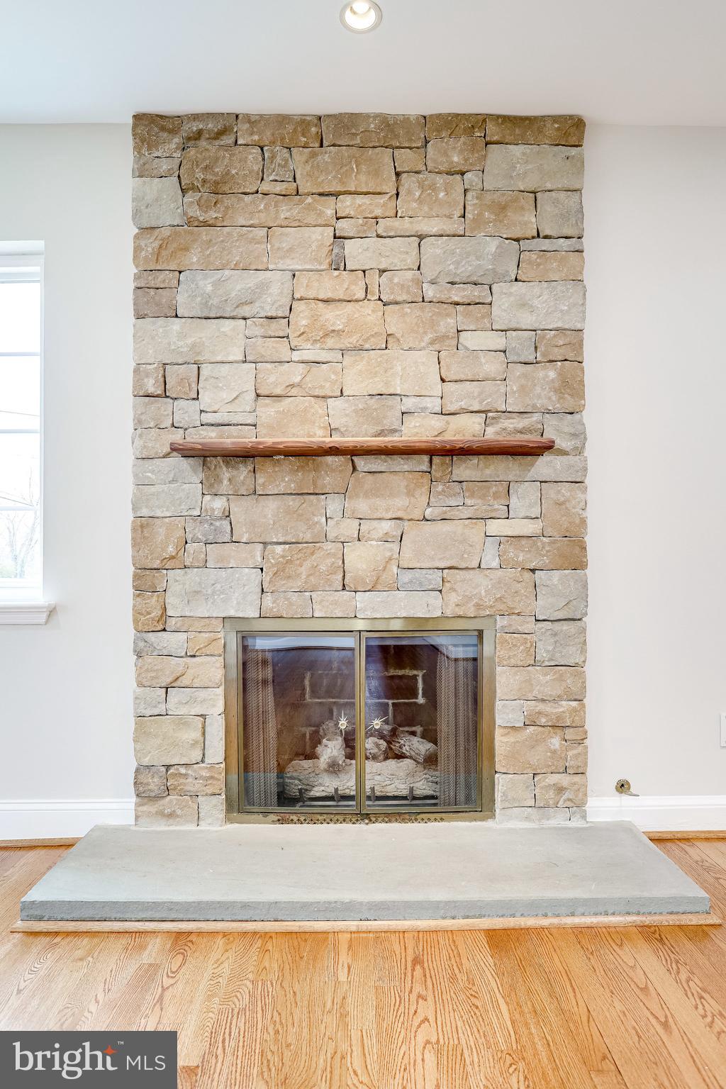 BROYHILL PARK - Residential