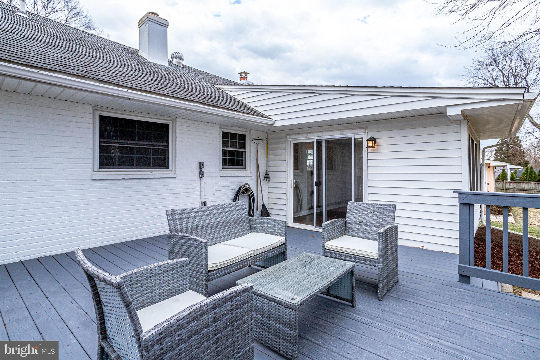 BROYHILL PARK - Residential