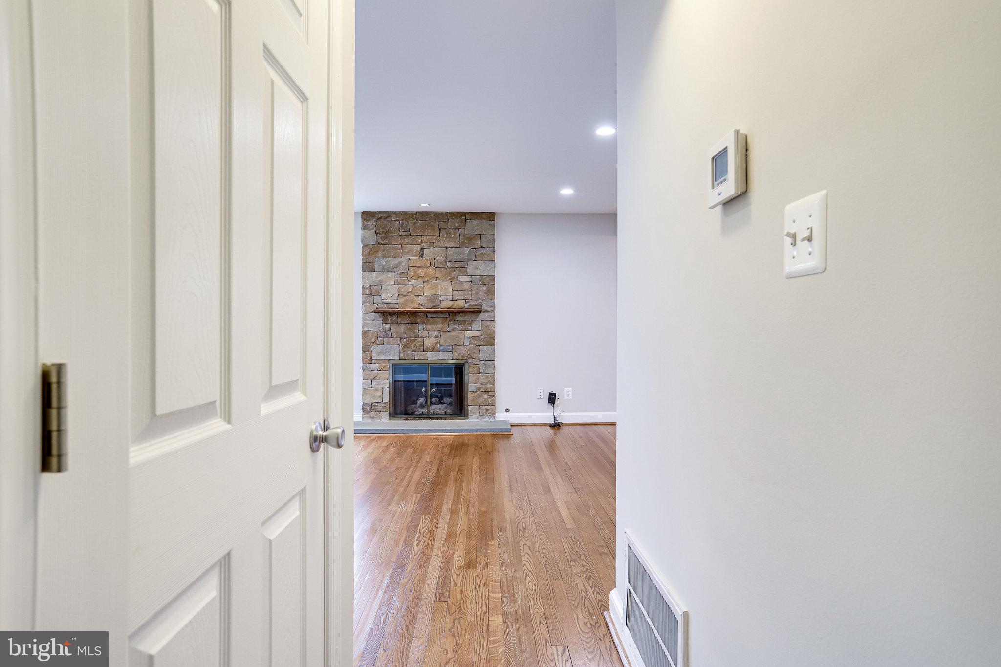 BROYHILL PARK - Residential