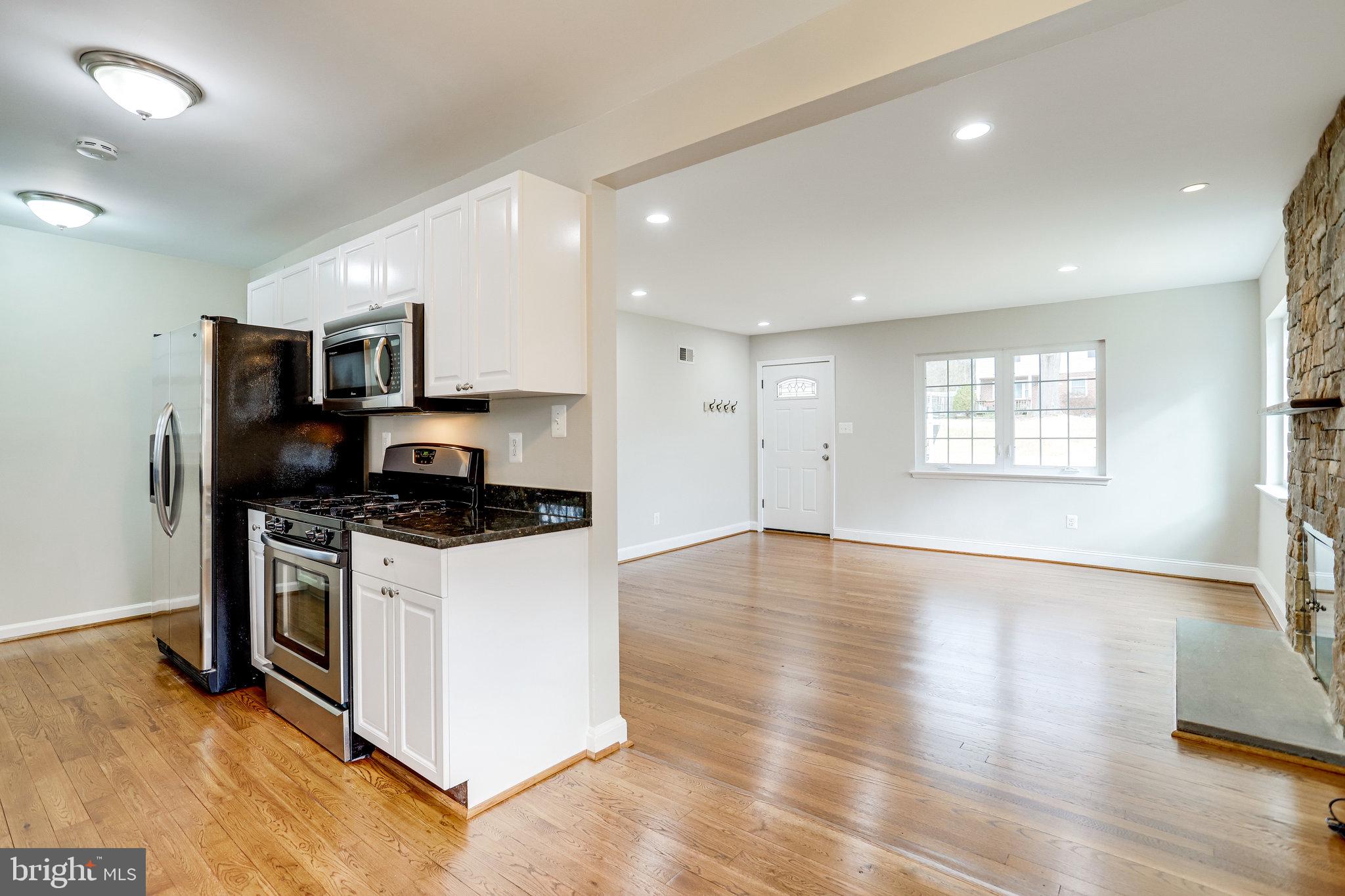 BROYHILL PARK - Residential