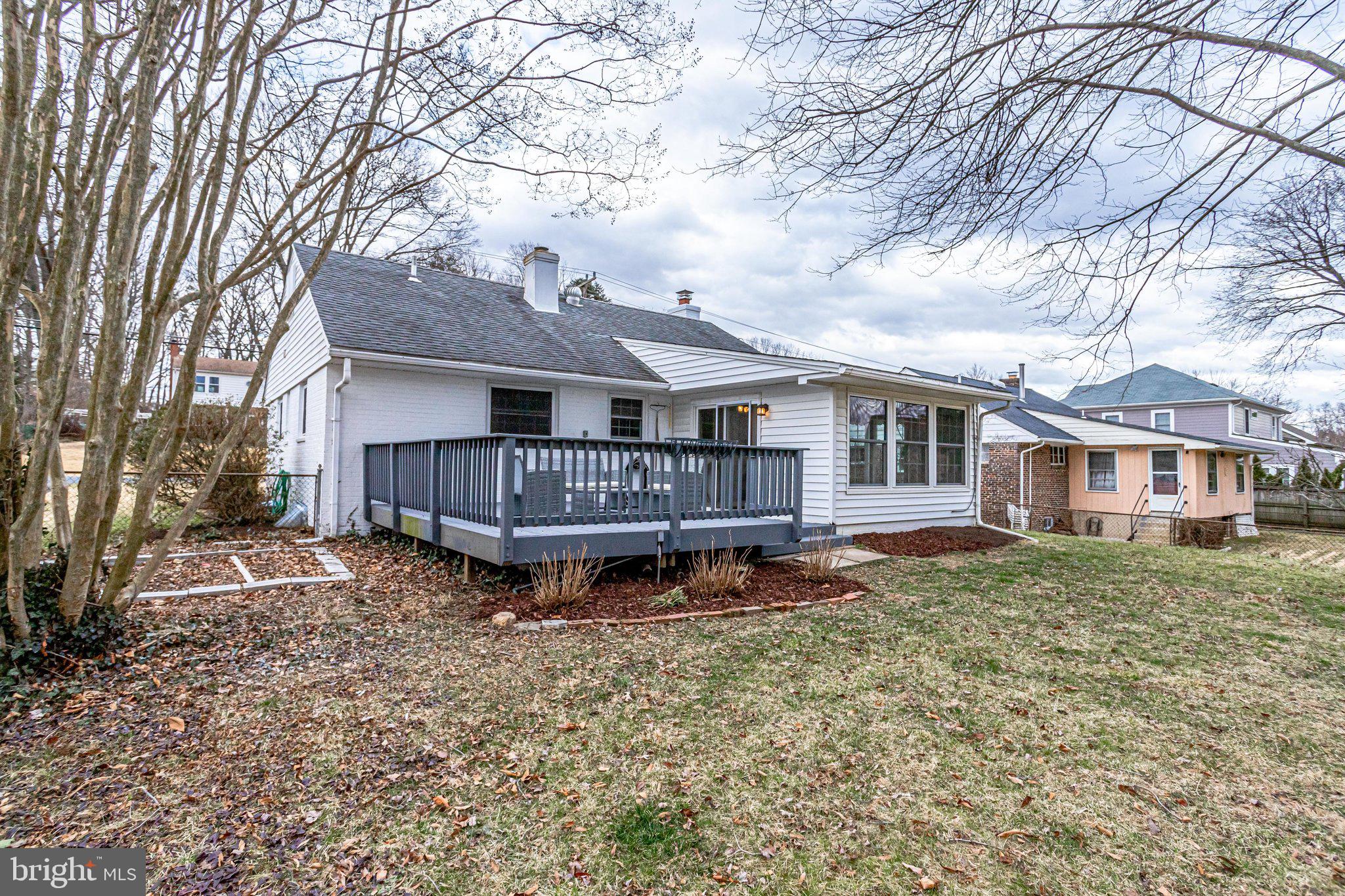 BROYHILL PARK - Residential