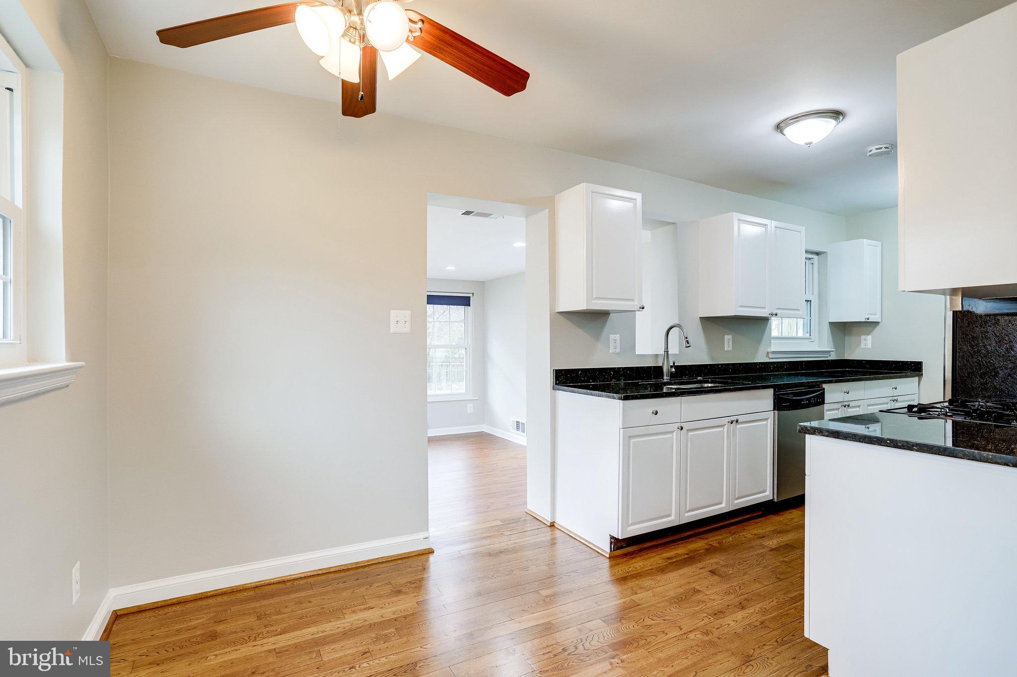 BROYHILL PARK - Residential