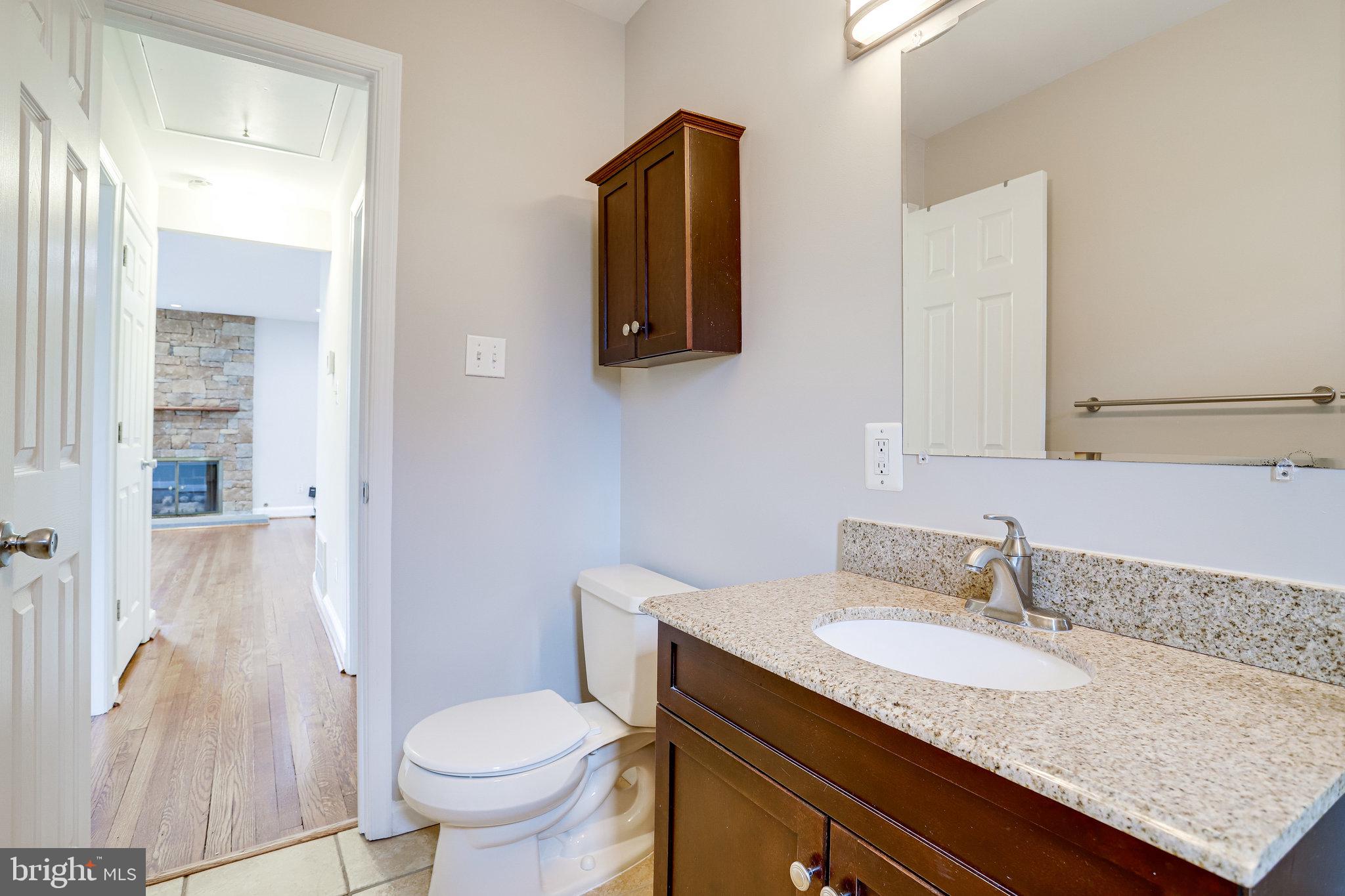 BROYHILL PARK - Residential