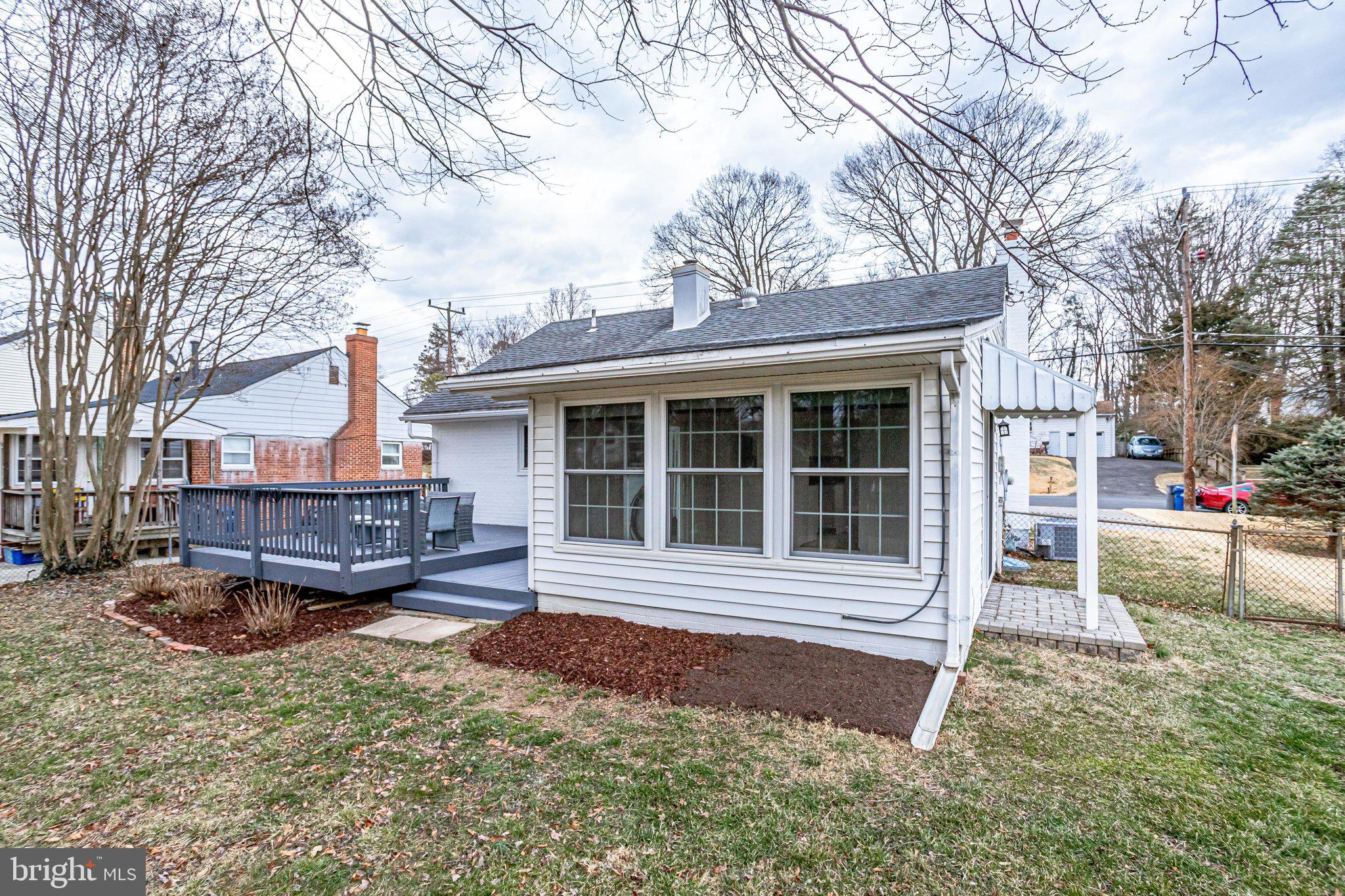 BROYHILL PARK - Residential