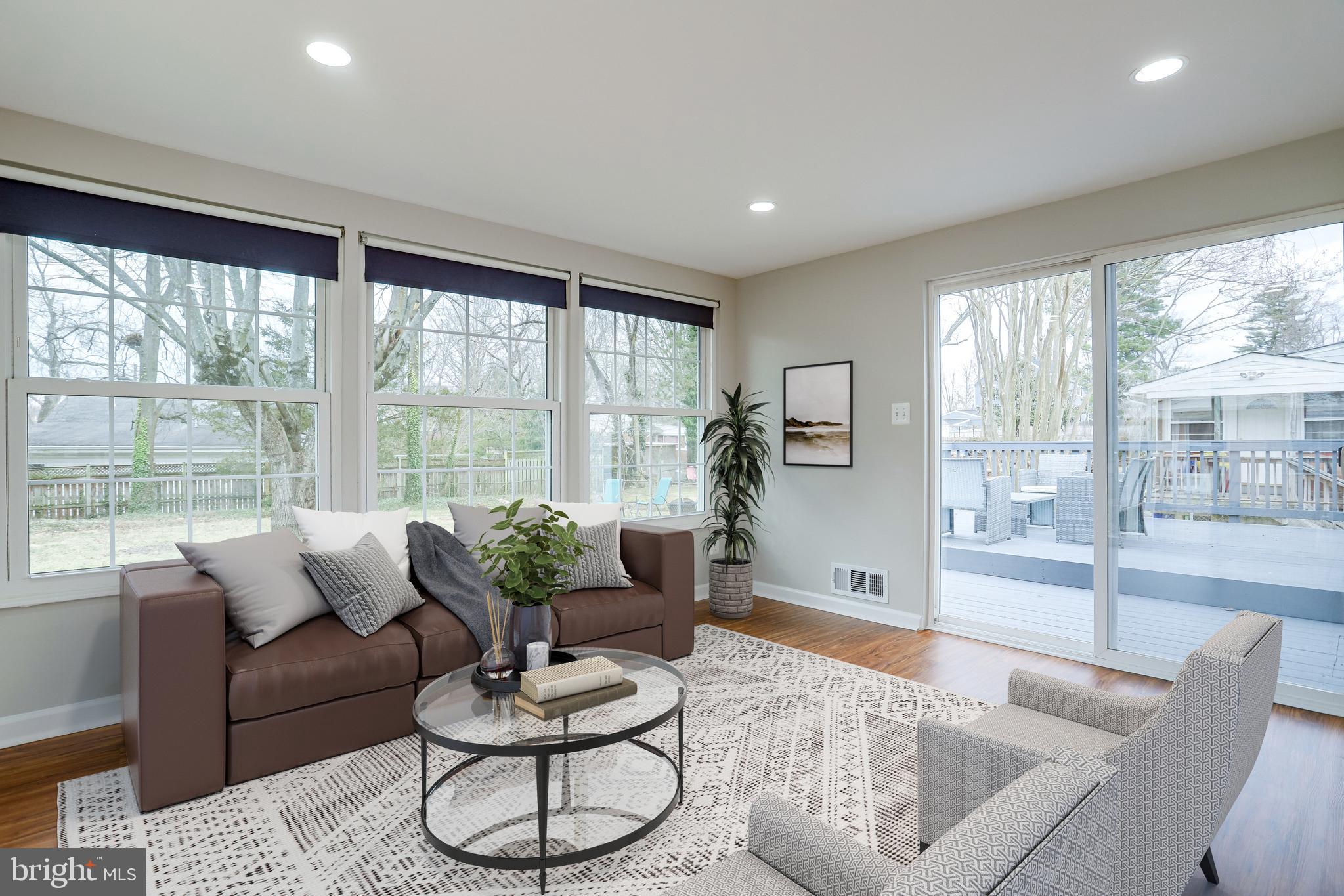 BROYHILL PARK - Residential