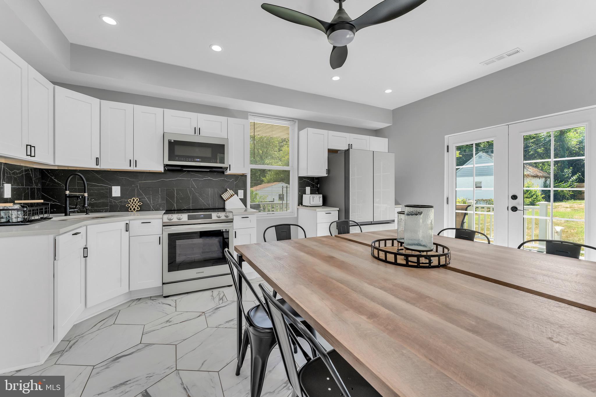 FRANKFORD - Residential