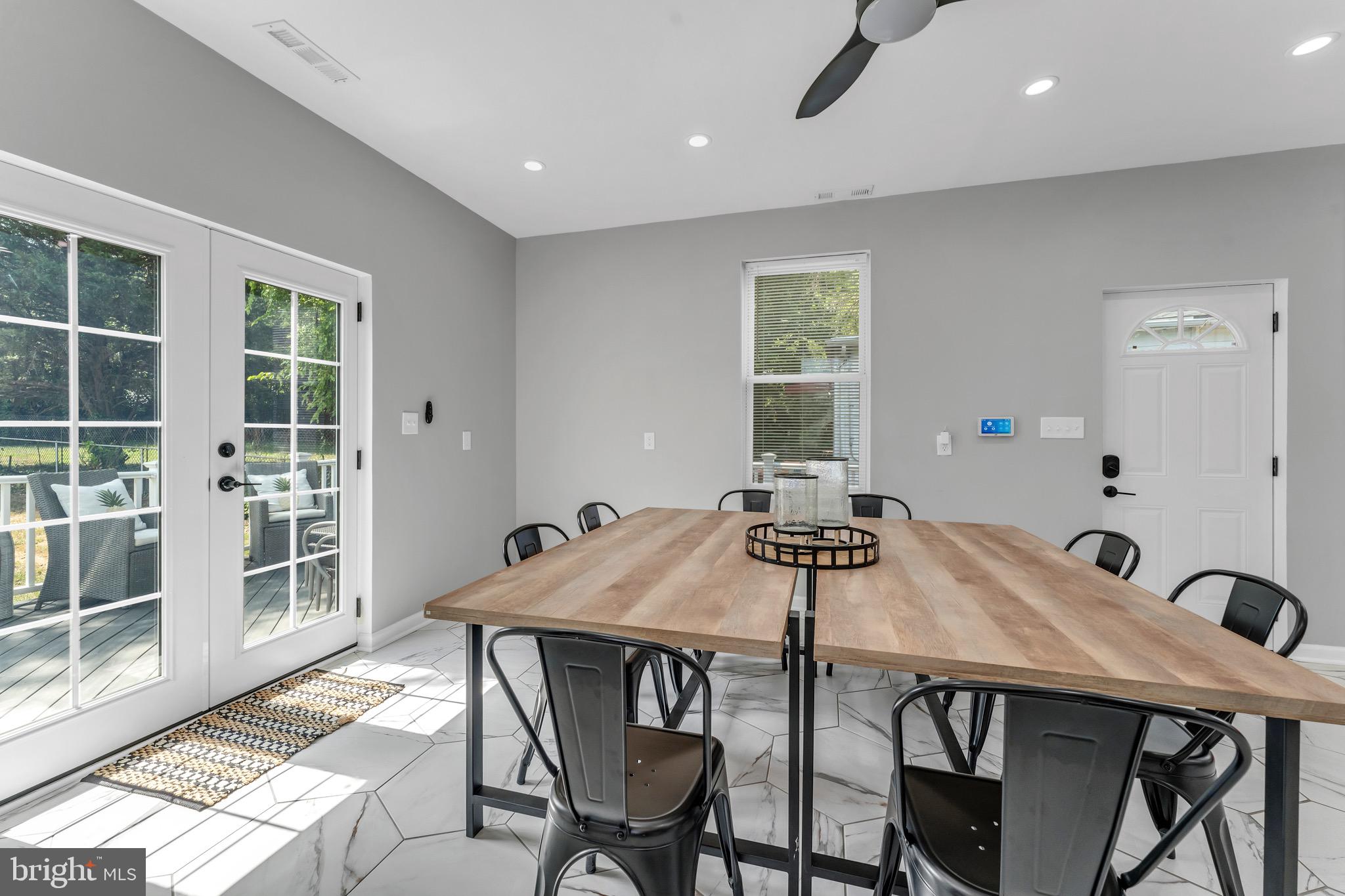 FRANKFORD - Residential