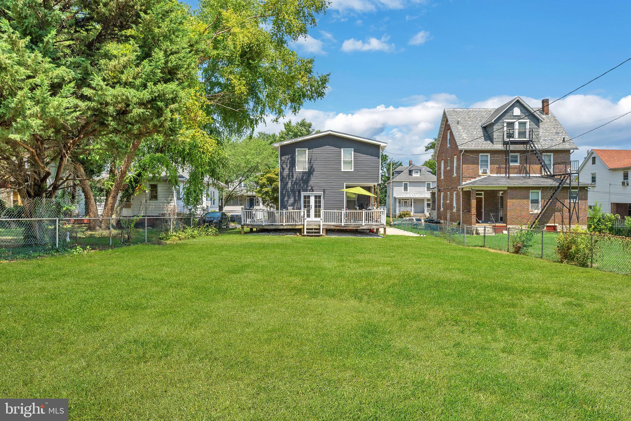 FRANKFORD - Residential