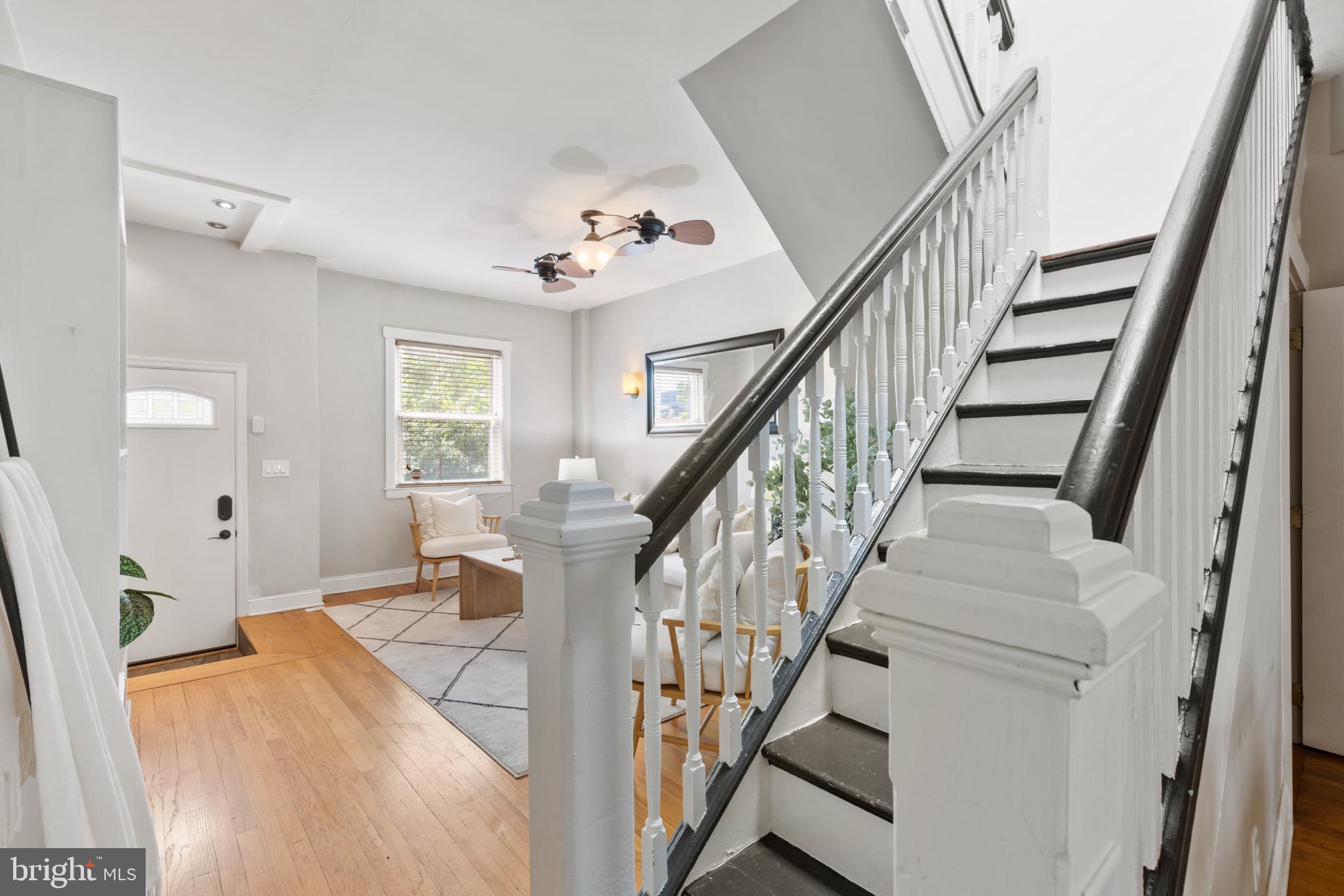 LOCUST POINT - Residential