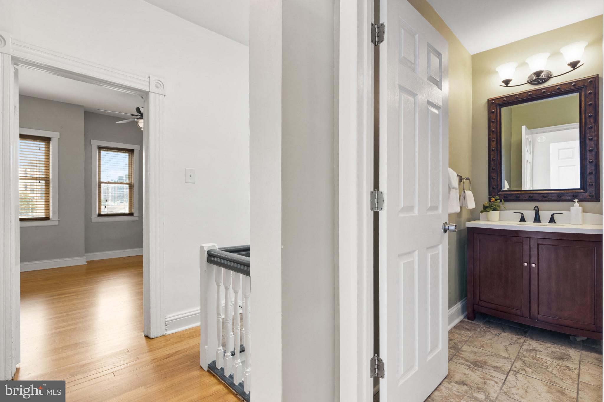 LOCUST POINT - Residential