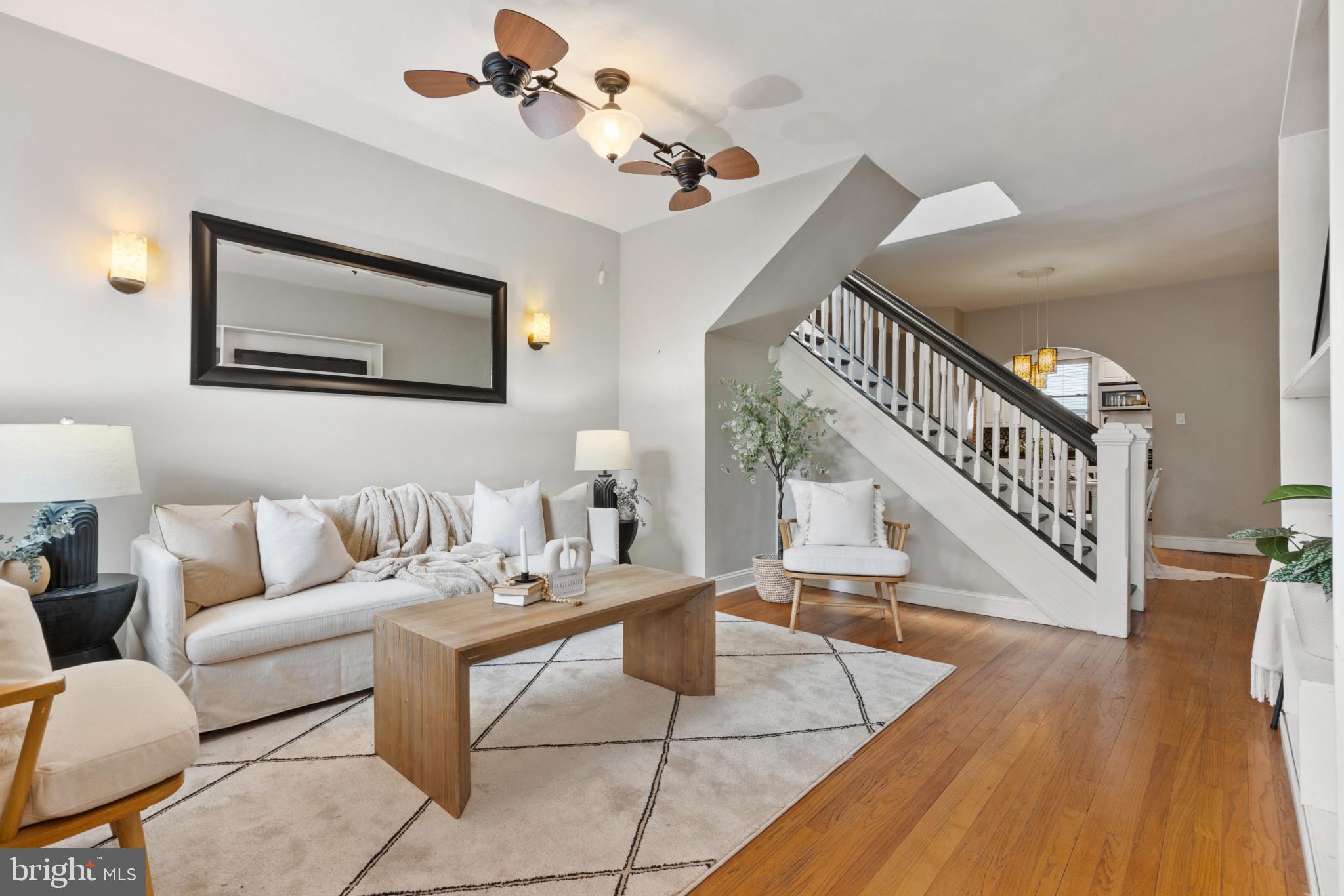 LOCUST POINT - Residential