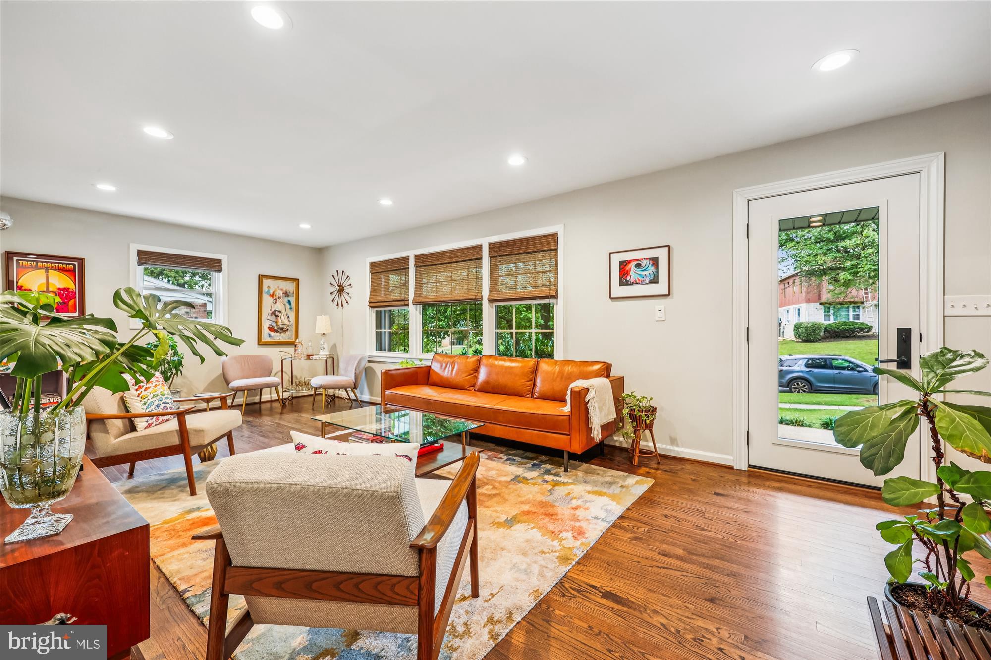 2893 BALMORAL DRIVE