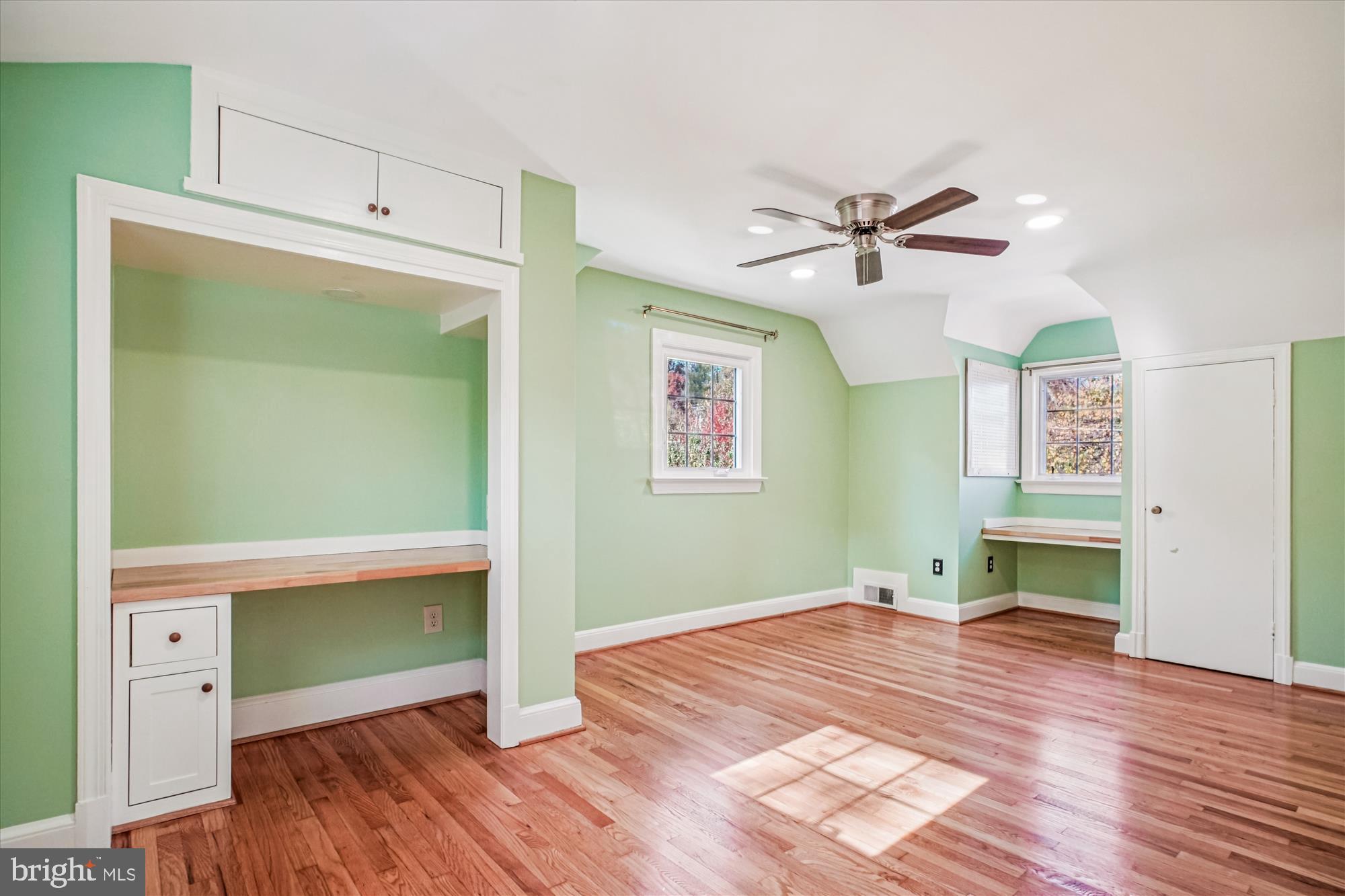 DEVONSHIRE - Residential Lease