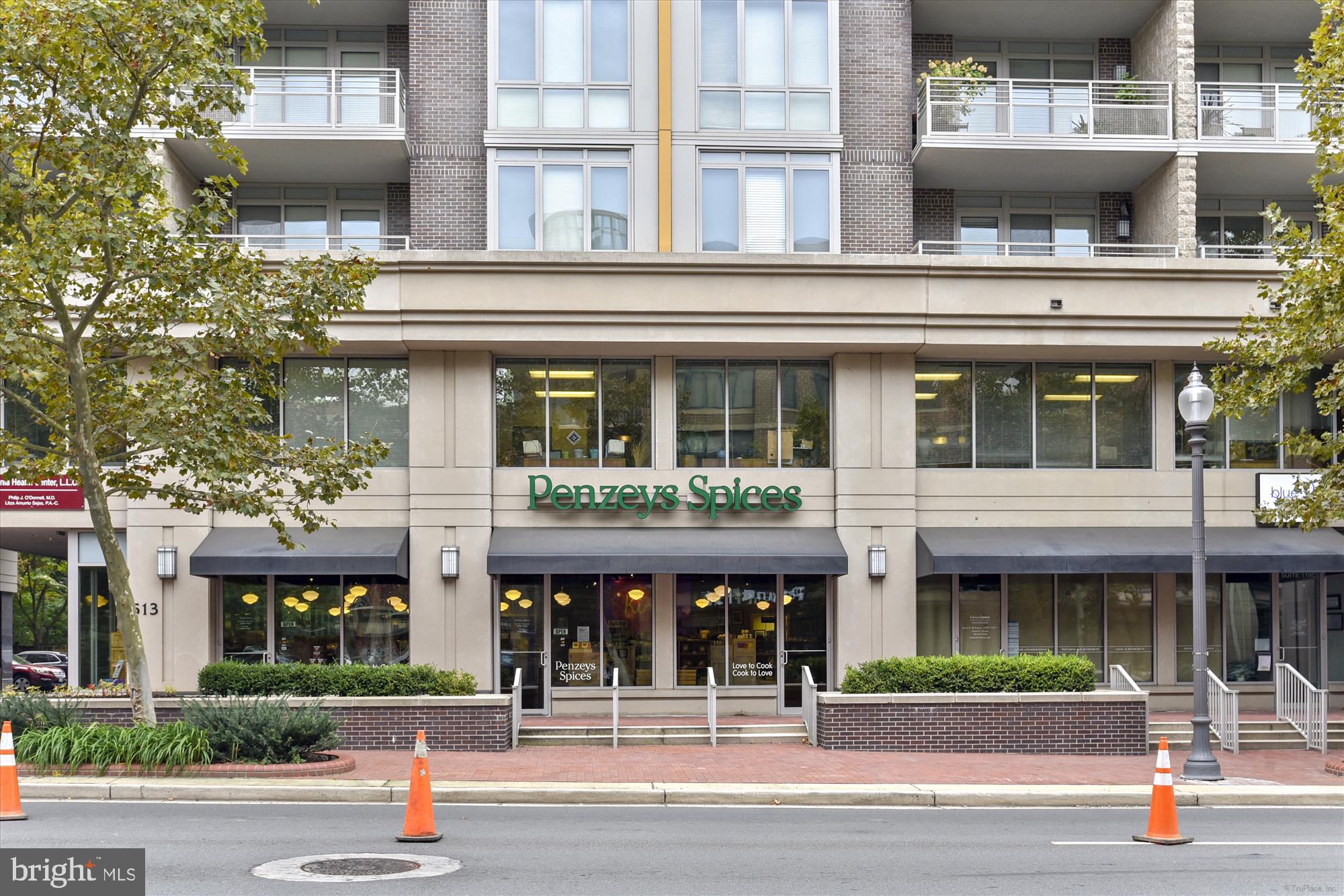 DEVONSHIRE - Residential Lease