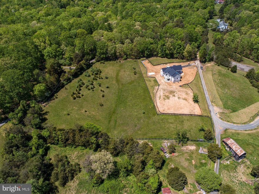 PLEASE DO NOT GO TO THE FARM HOUSE....THAT'S SOMEONE ELSE'S PRIVATE PROPERTY.  THIS LISTING IS FOR LAND ONLY, NO HOME ON THE PROPERTY.  FOLLOW THE DIRECTIONS INCLUDED ON HERE TO THE FIRST OPENING ON THOMLAR.  SHOWINGS BY APPT ONLY.If you have ever dreamed of building your dream home on a gorgeous private lot...this is the lot for you.  Located in a private tranquil setting overlooking grassy hills, woods and the view of an 1800s barn.  The barn can be restored to it's prior beauty.  Part of the property was recently fenced (height of horse fence 5 ft).  6 BR PERC.  Showings by appt only.  Please do not walk property without an appt.