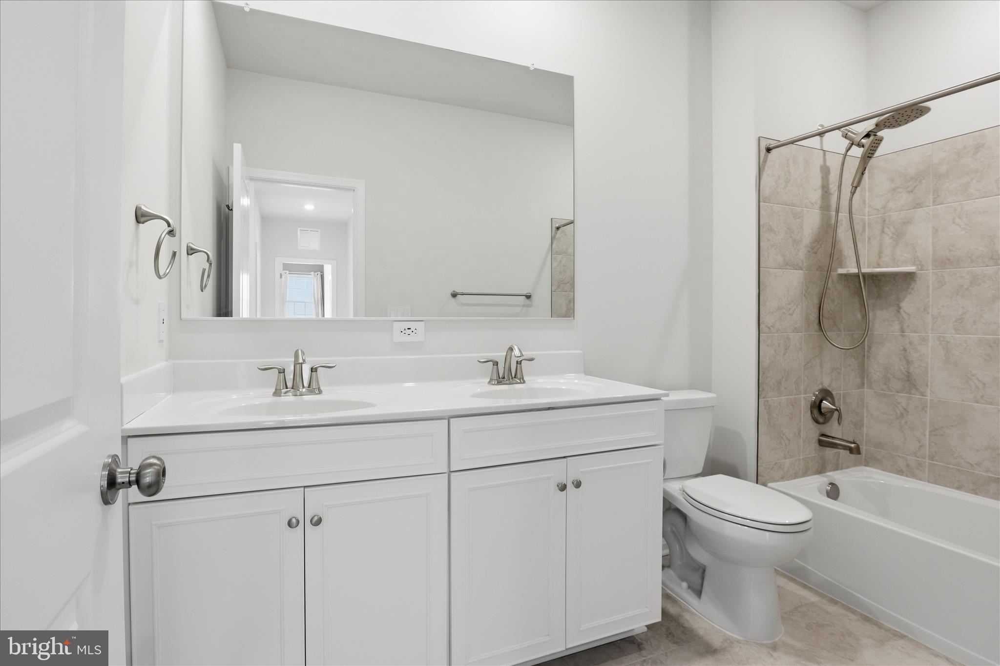 NORBORNE GLEBE - Residential