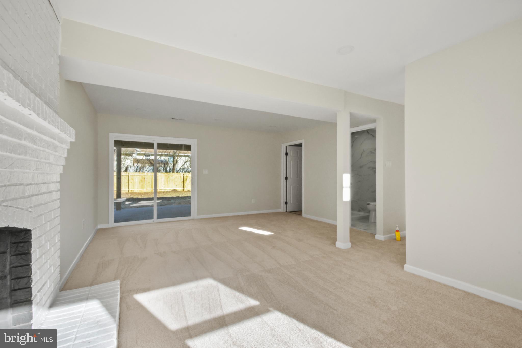 OAK GROVE TERRACE - Residential