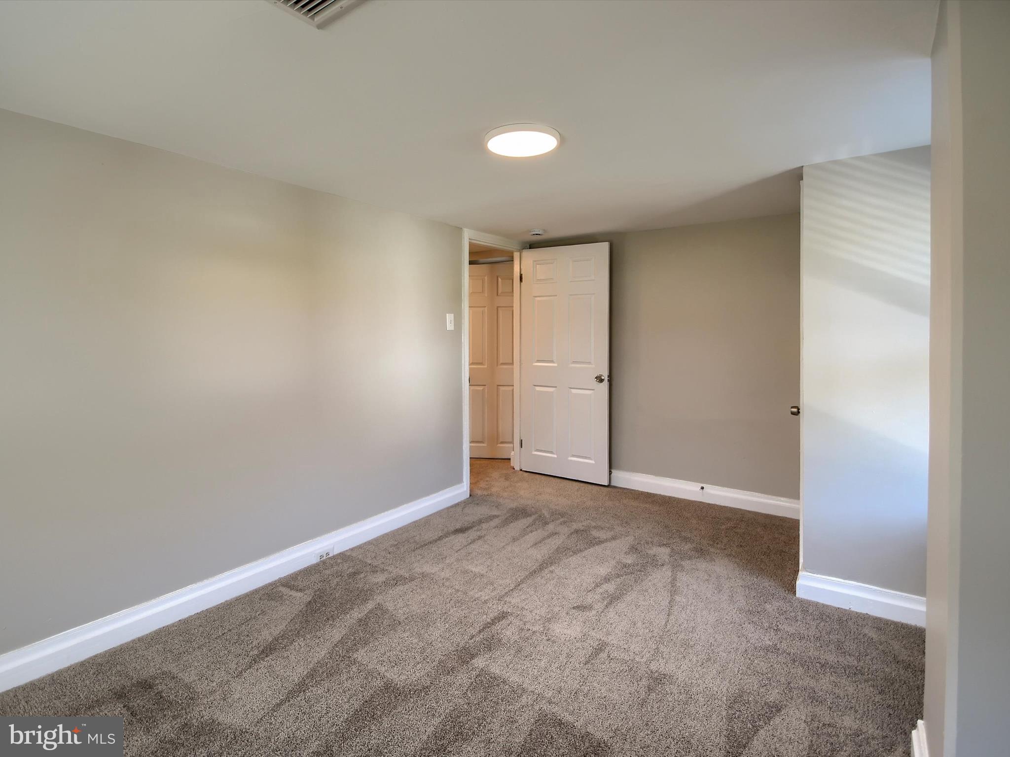 CEDAR MILL - Residential