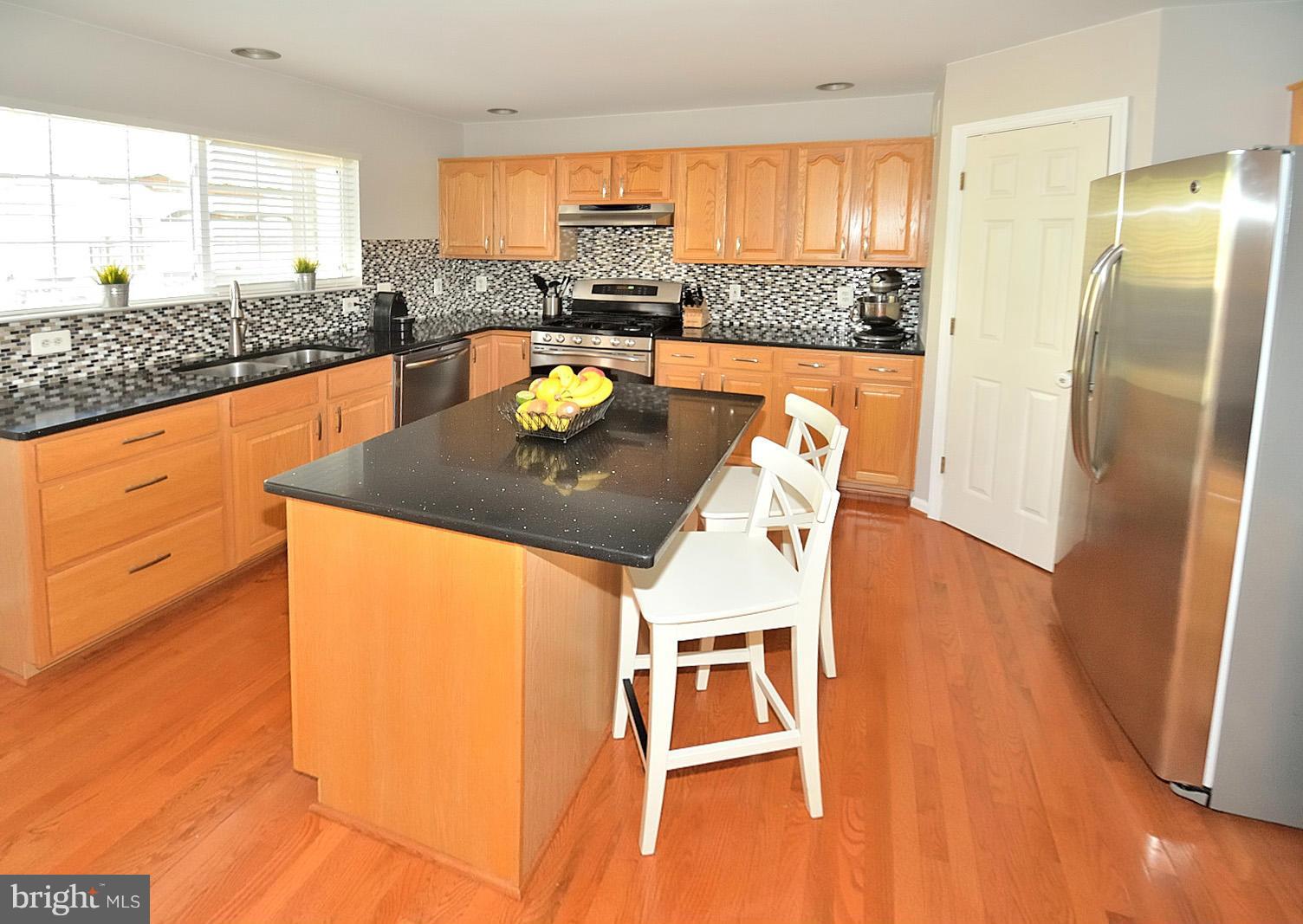 WAYSIDE VILLAGE - Residential