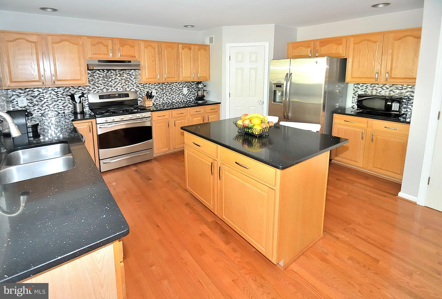 WAYSIDE VILLAGE - Residential