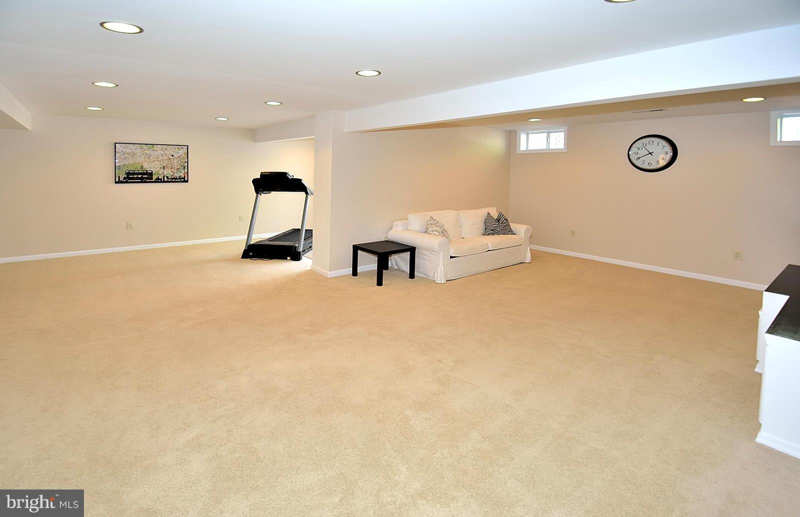 WAYSIDE VILLAGE - Residential