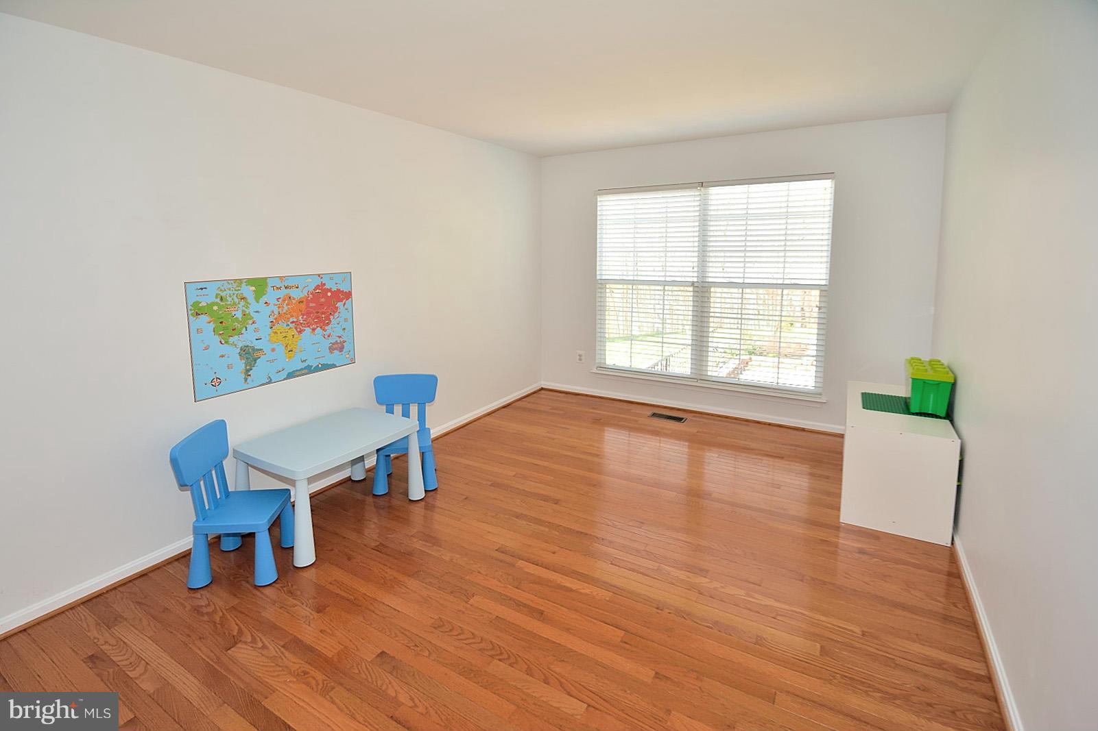 WAYSIDE VILLAGE - Residential