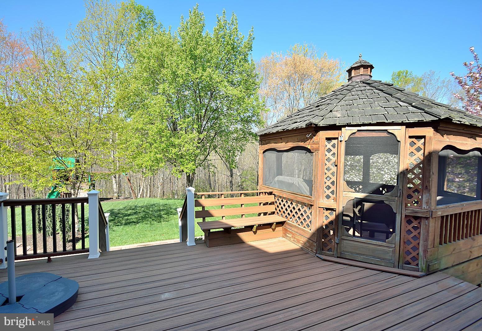 WAYSIDE VILLAGE - Residential