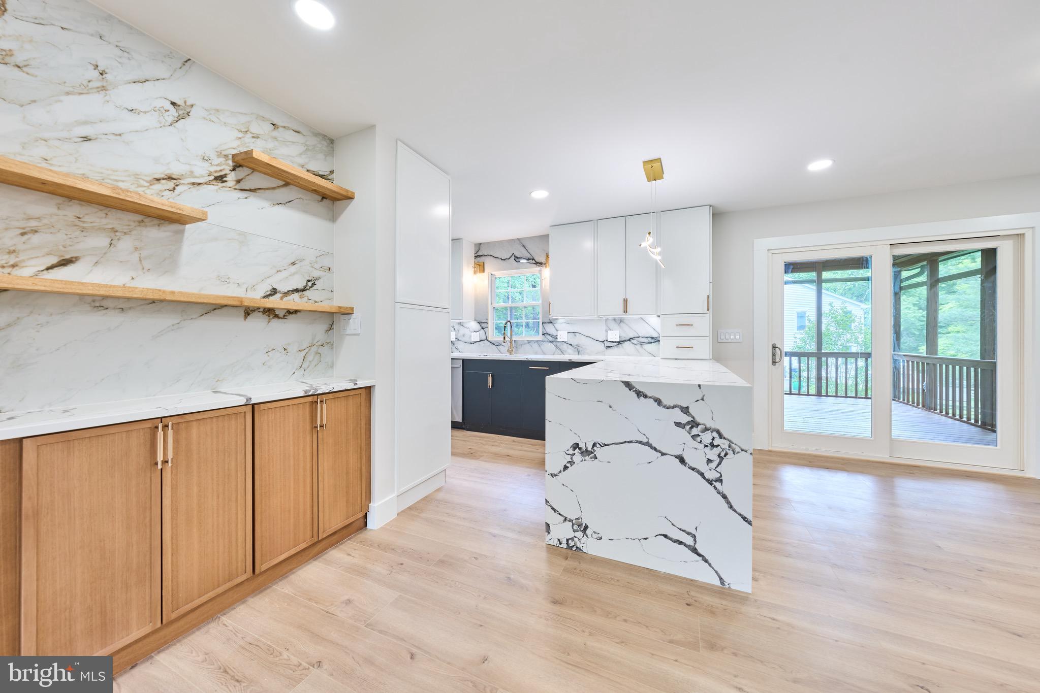 HUNT VALLEY ESTATES - Residential