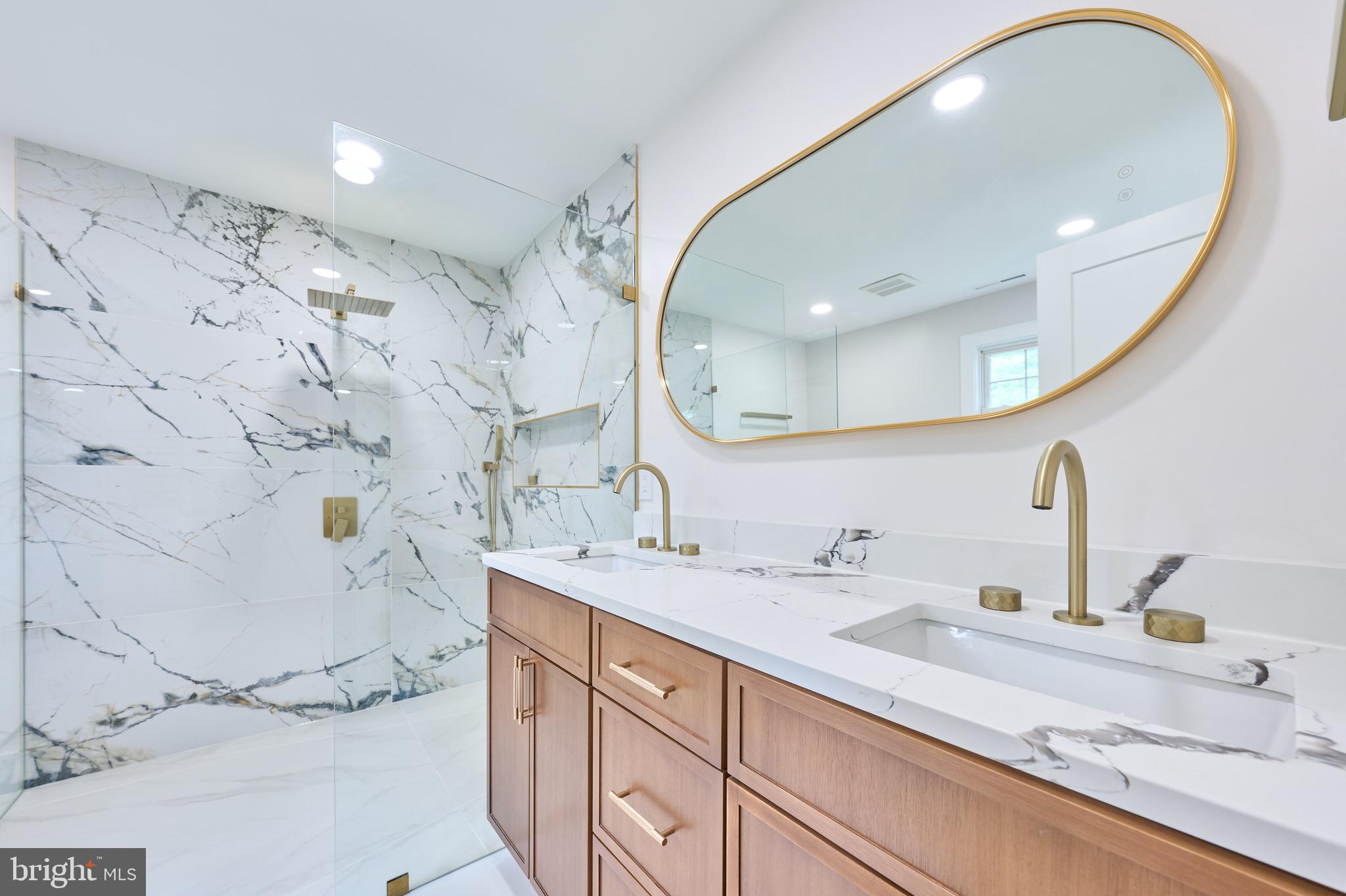 HUNT VALLEY ESTATES - Residential