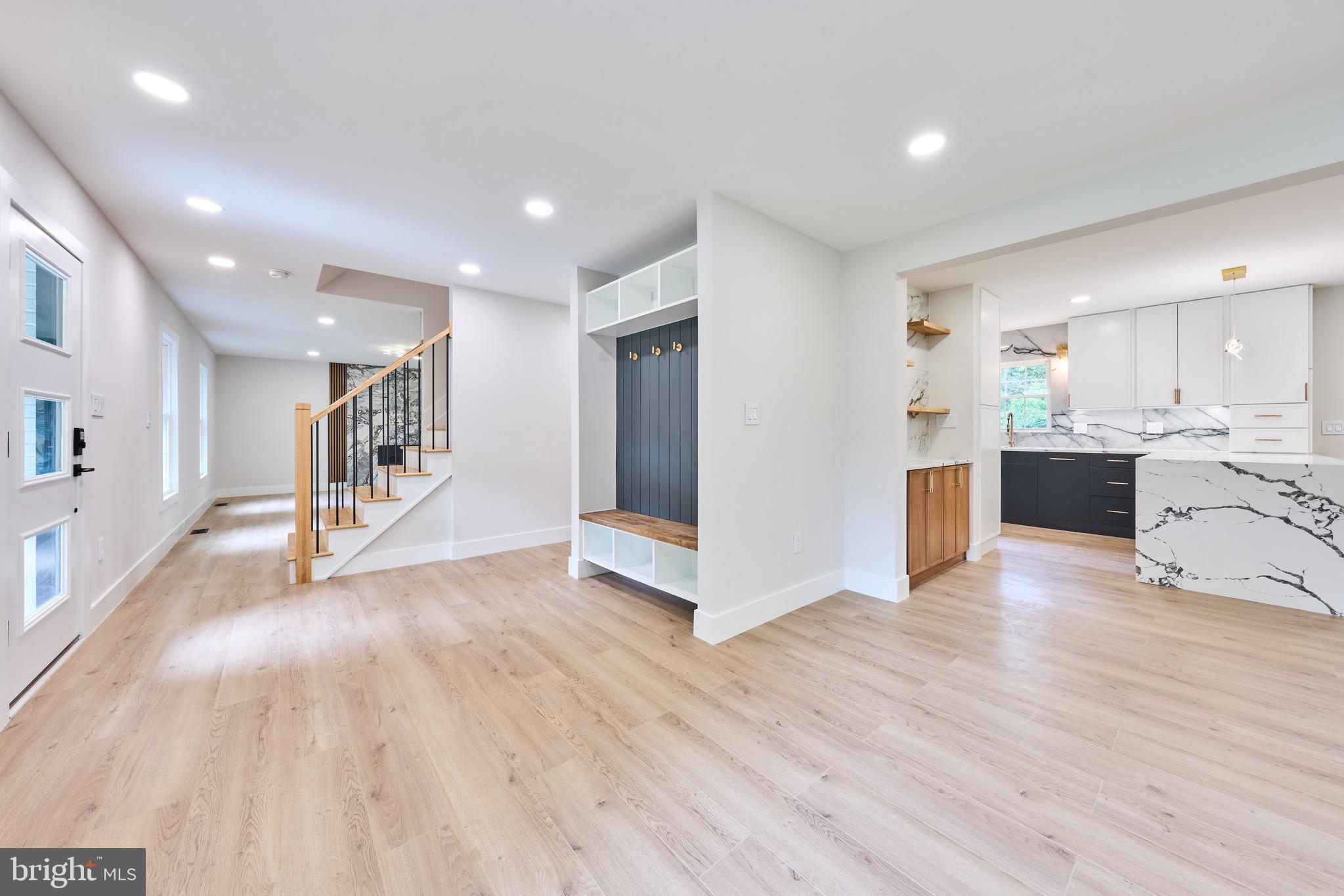 HUNT VALLEY ESTATES - Residential