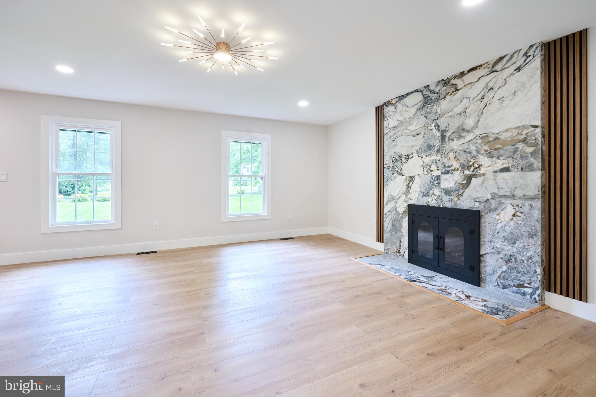 HUNT VALLEY ESTATES - Residential