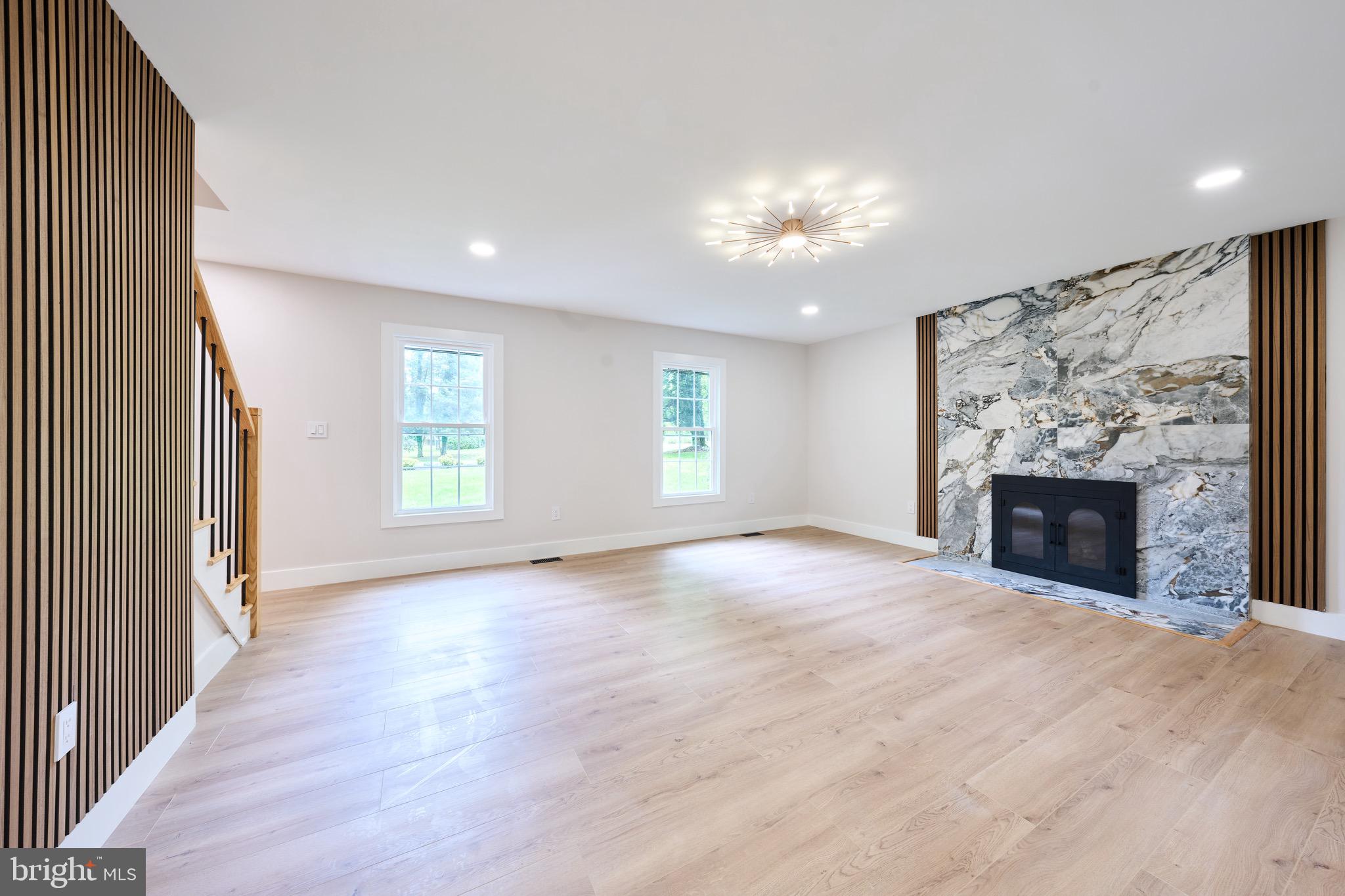 HUNT VALLEY ESTATES - Residential