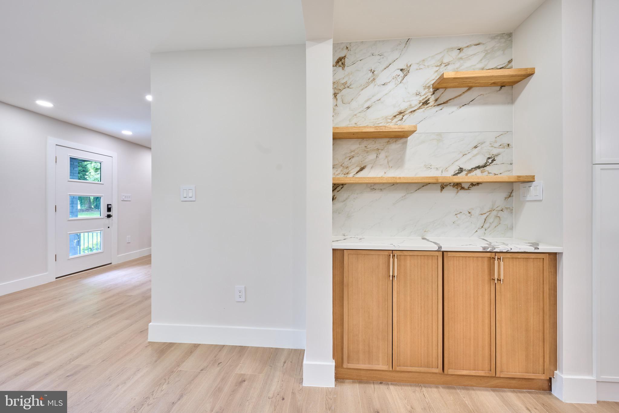 HUNT VALLEY ESTATES - Residential