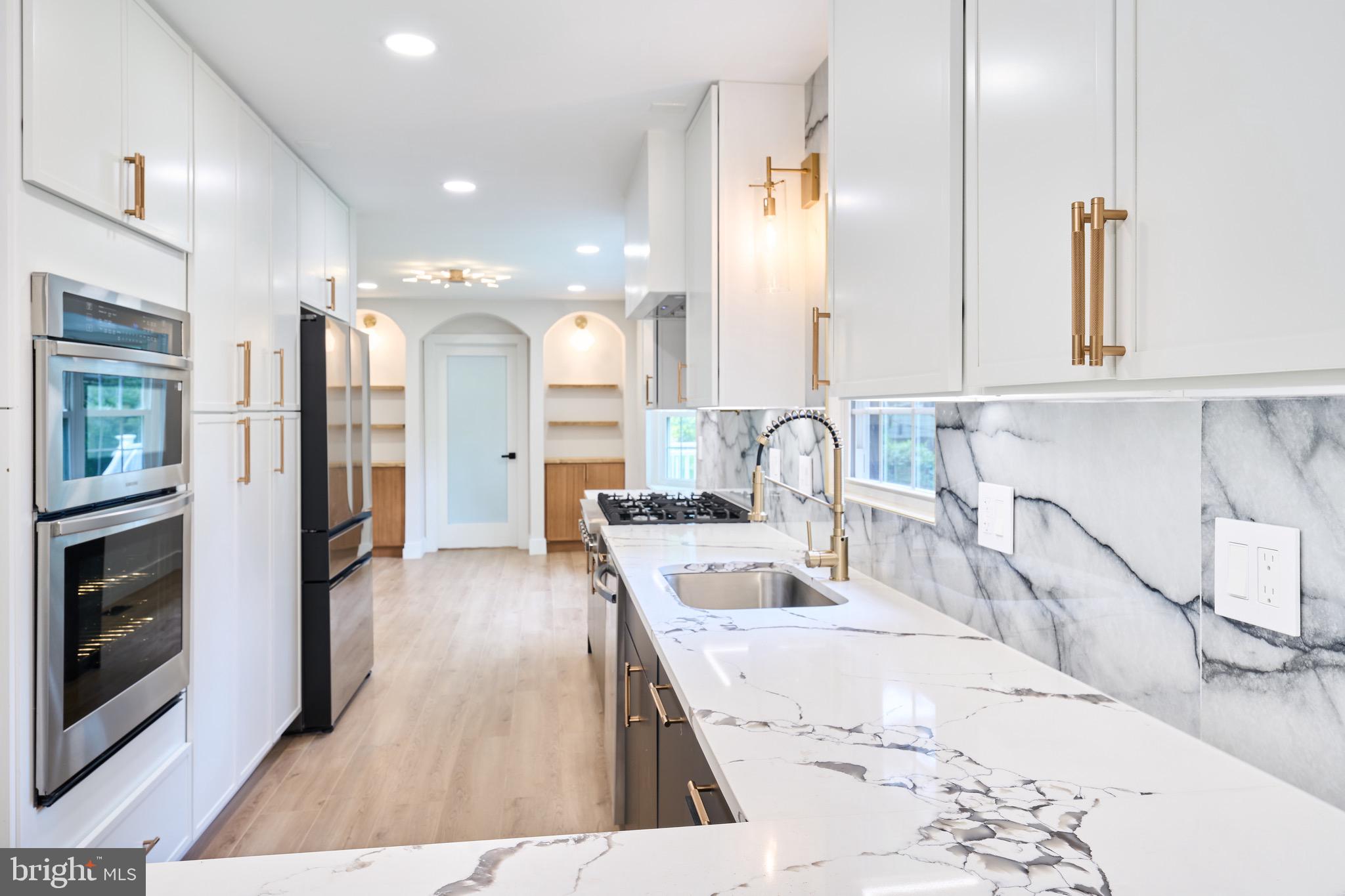 HUNT VALLEY ESTATES - Residential