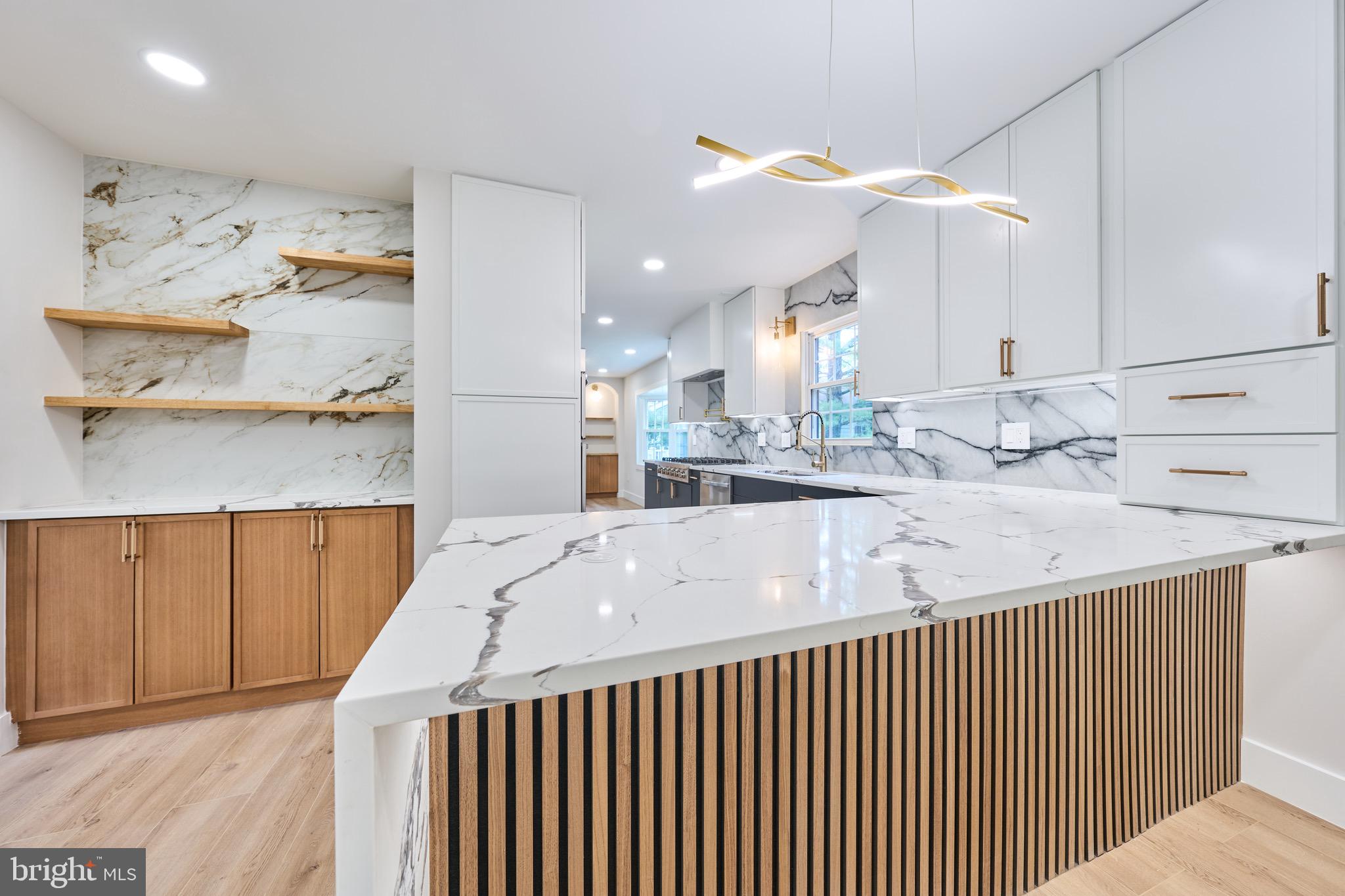 HUNT VALLEY ESTATES - Residential