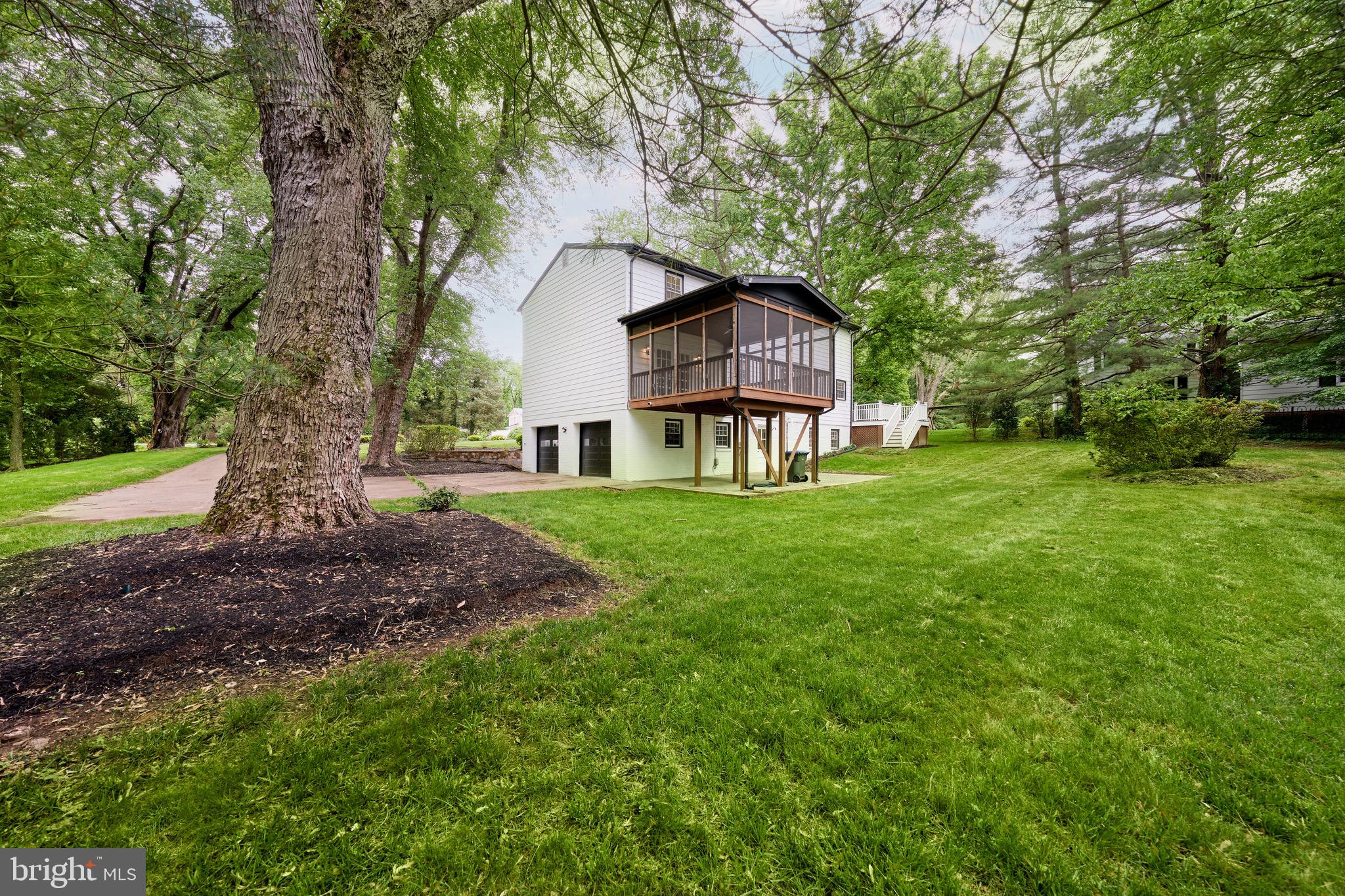 HUNT VALLEY ESTATES - Residential