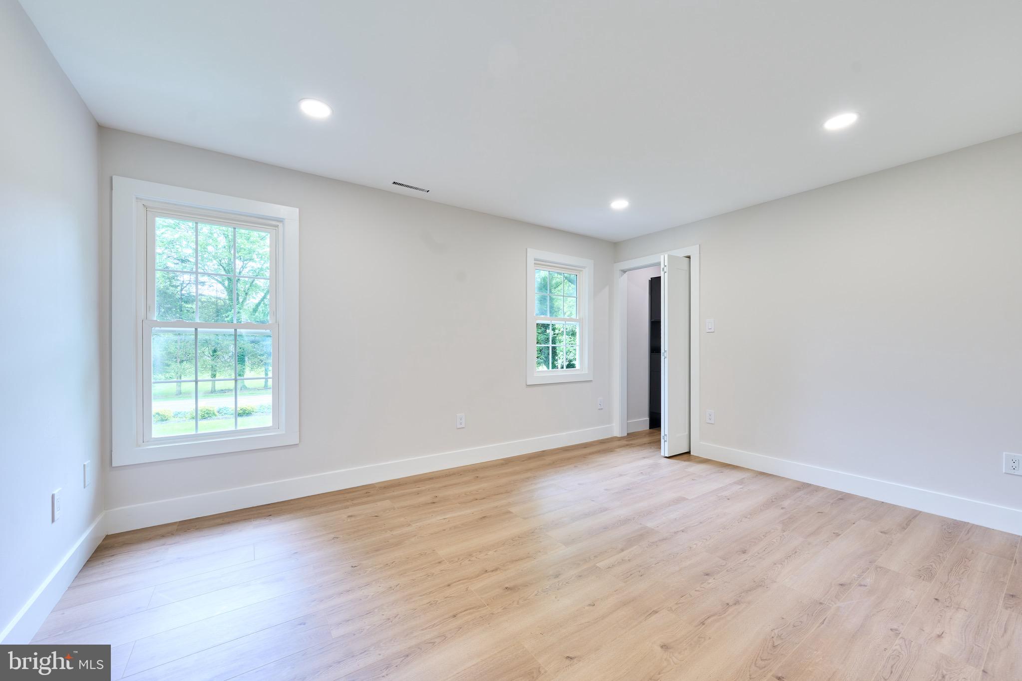 HUNT VALLEY ESTATES - Residential