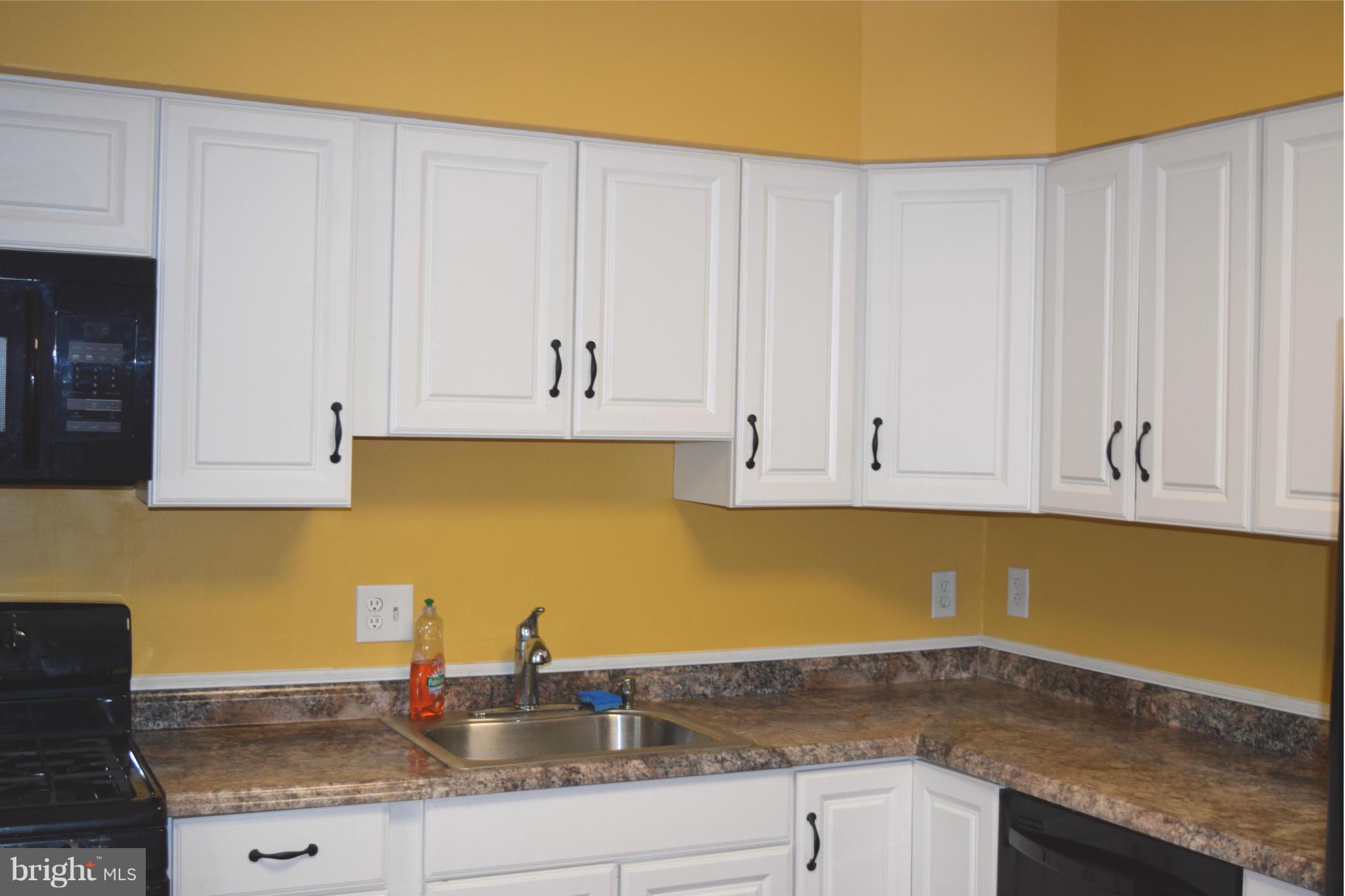 CROSS KEYS - Residential Lease