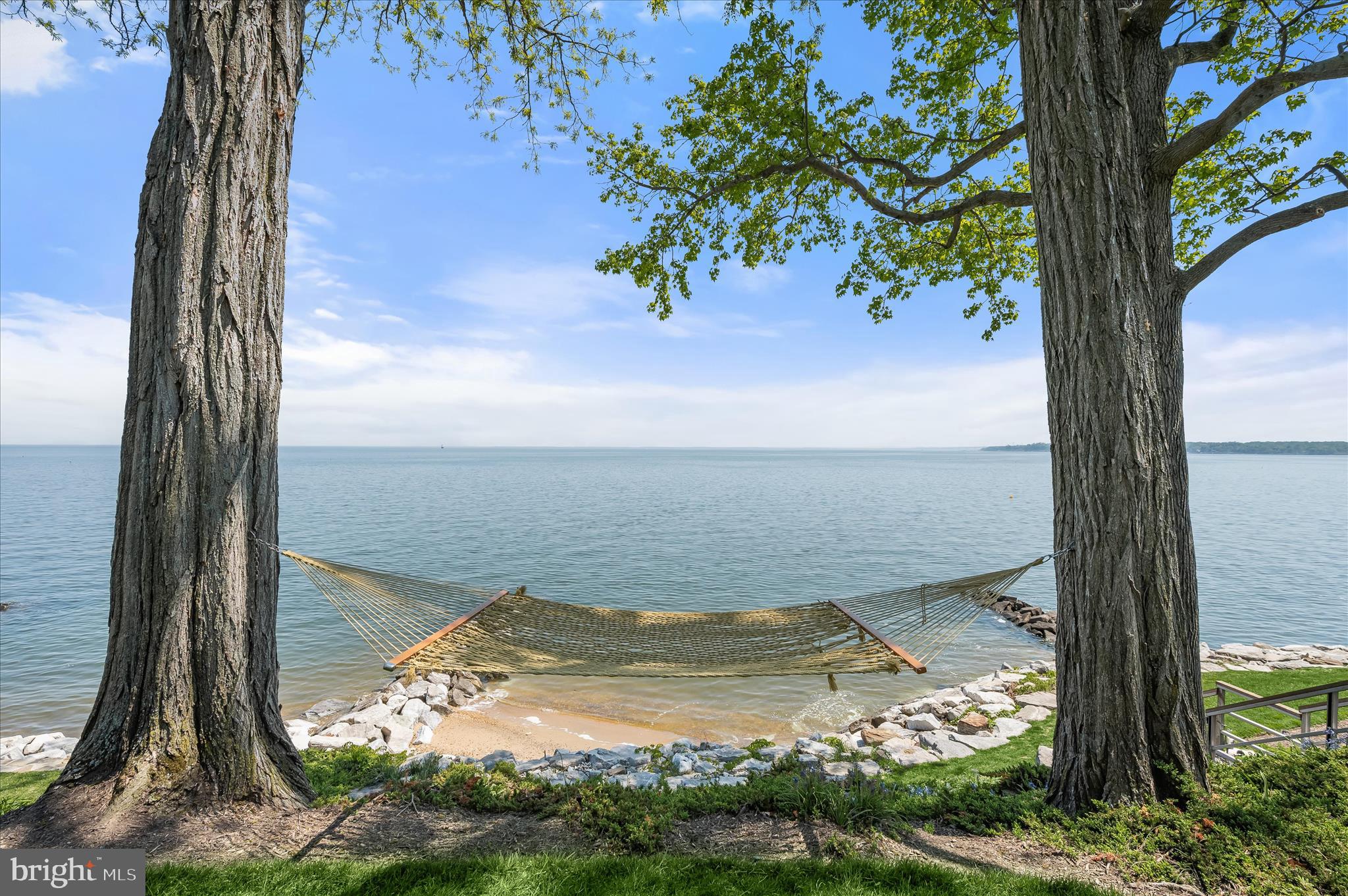 GIBSON ISLAND - Residential