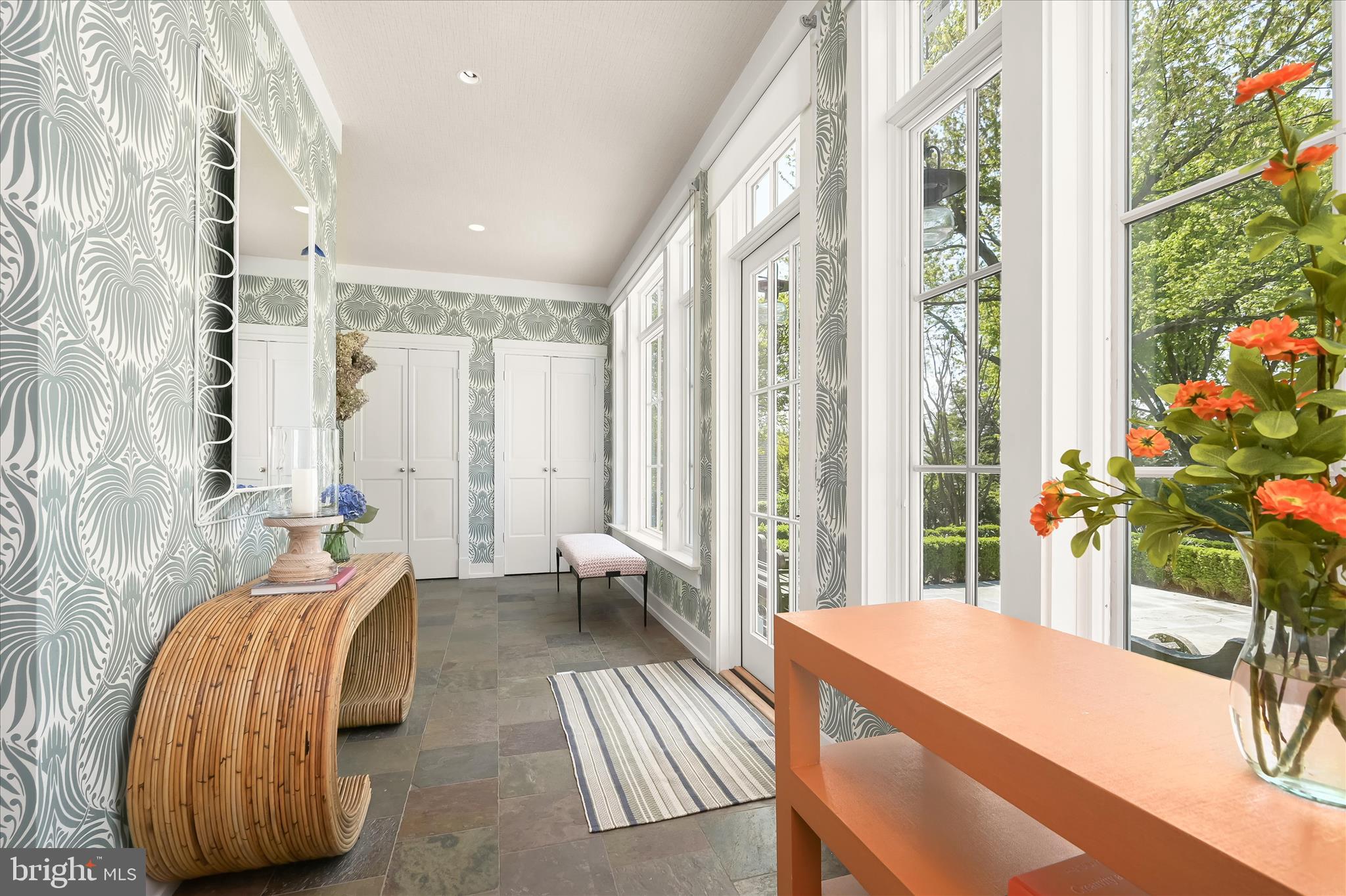 GIBSON ISLAND - Residential